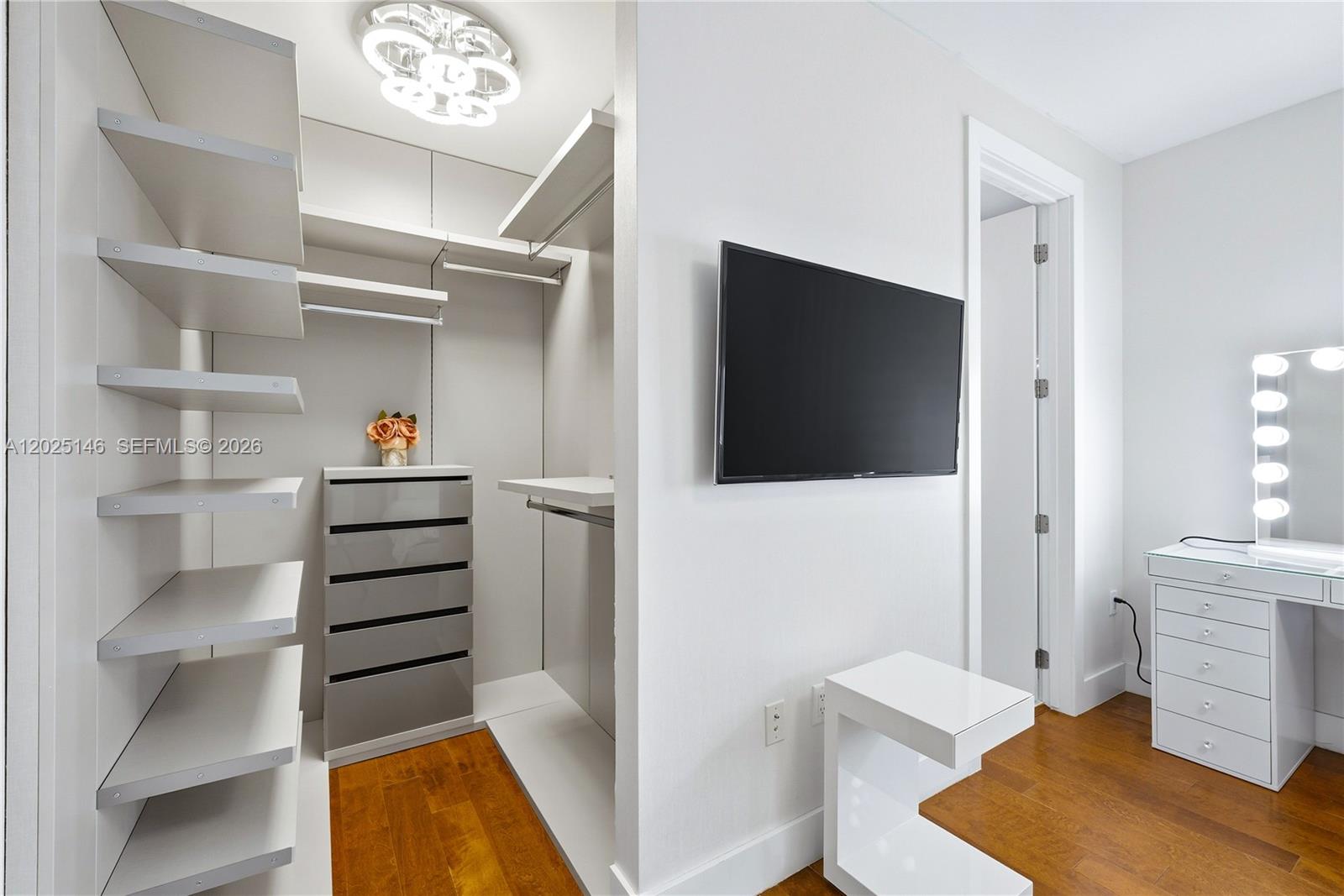 DORAL COMMONS RESIDENTIAL - Residential