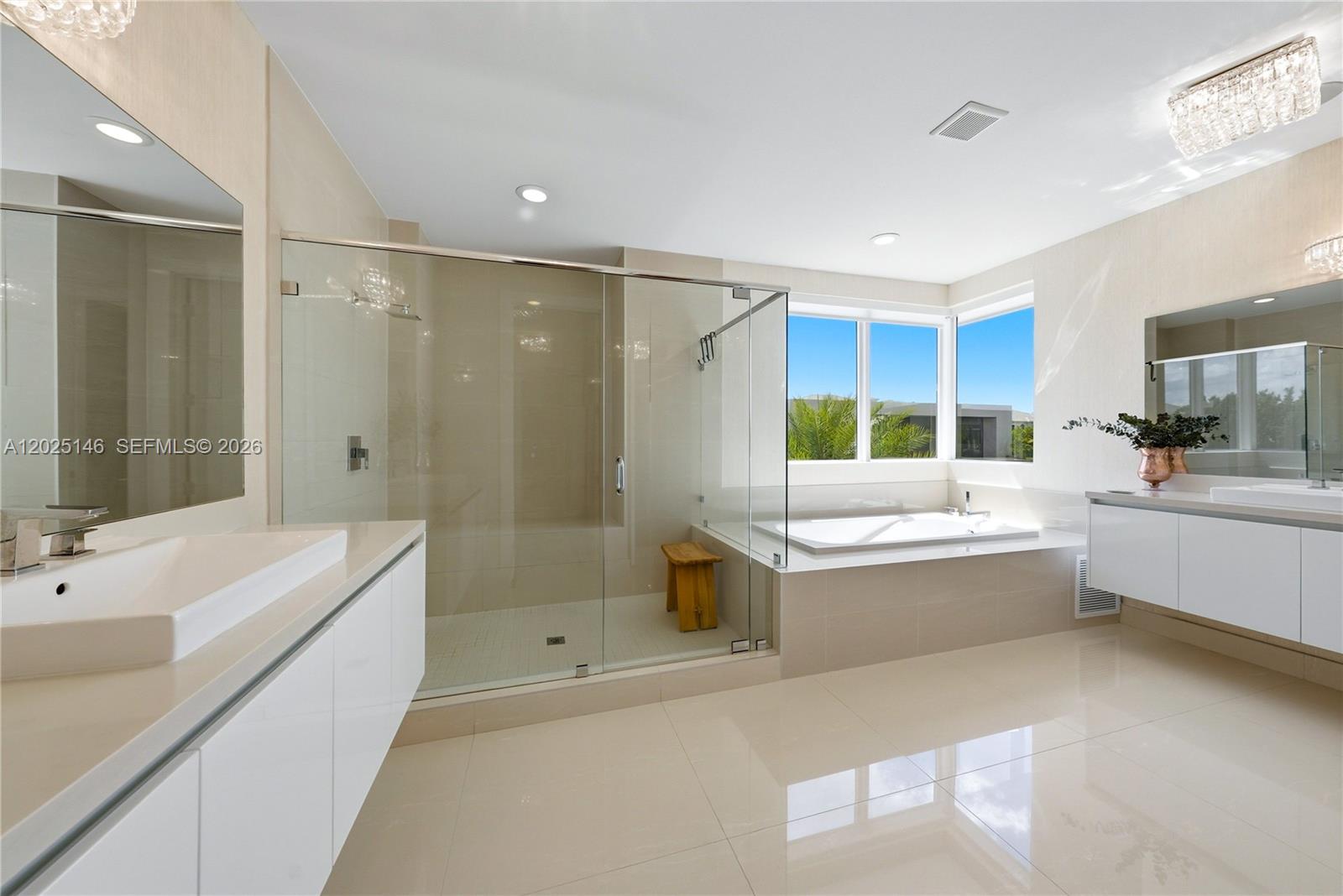 DORAL COMMONS RESIDENTIAL - Residential