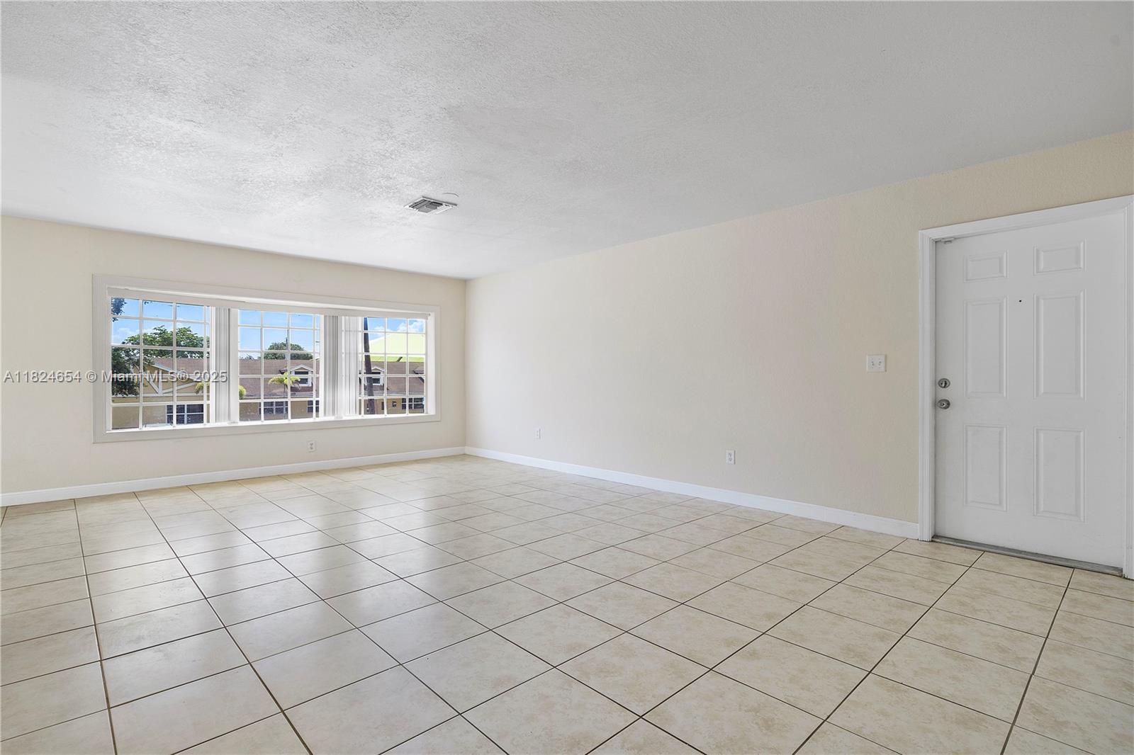 1817 NW 54th Ter BB4
