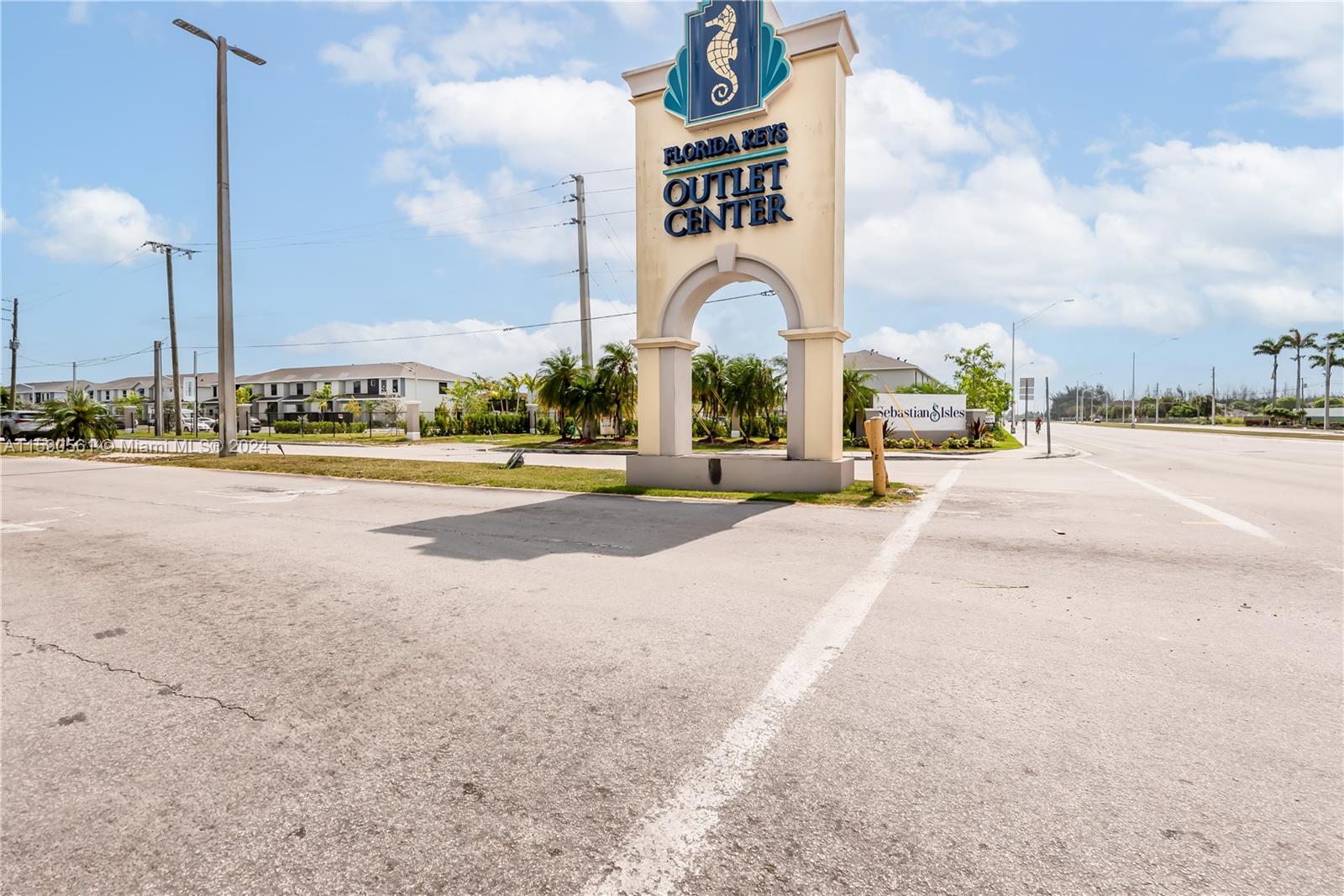 SEBASTIAN ISLE - Residential Lease
