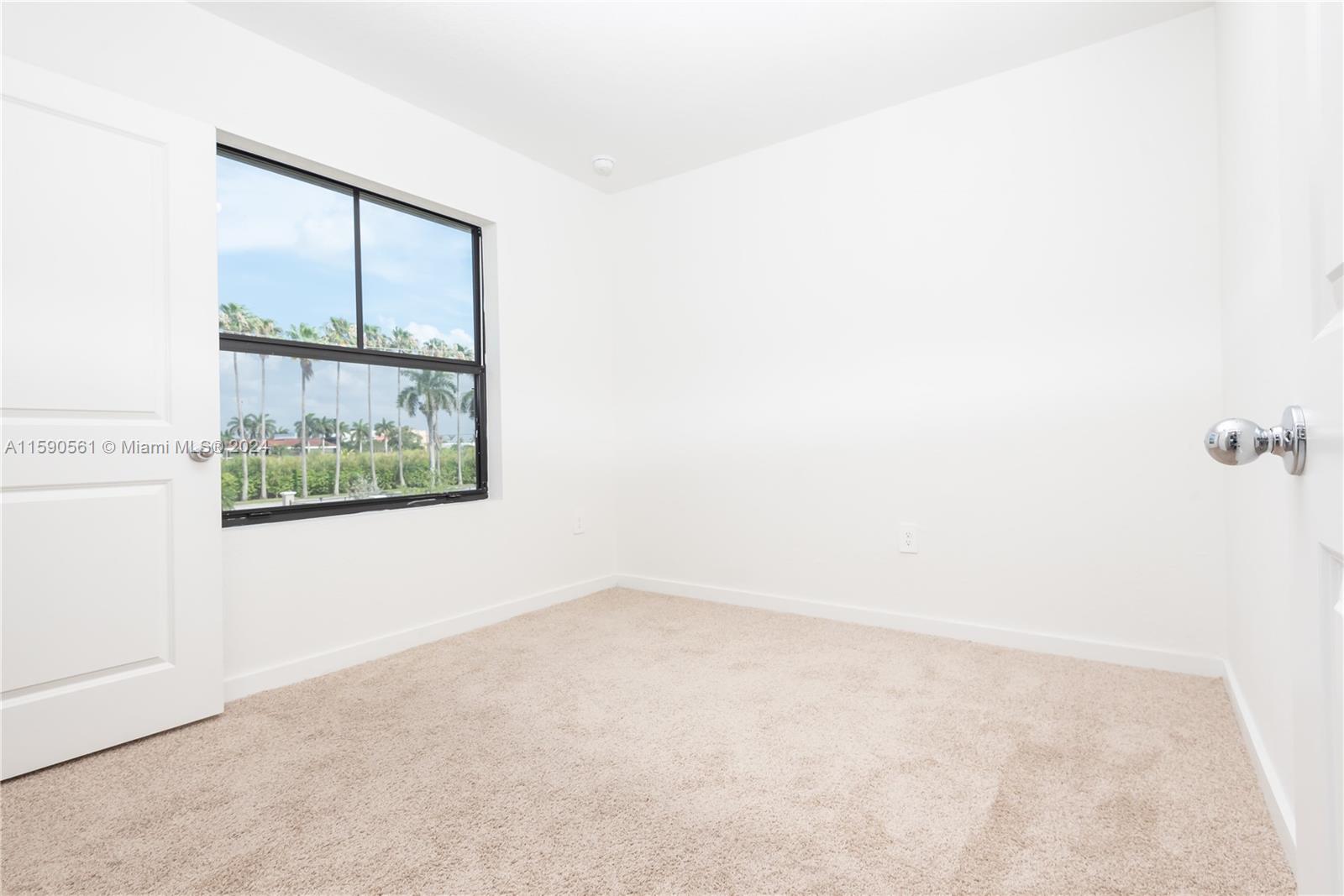SEBASTIAN ISLE - Residential Lease