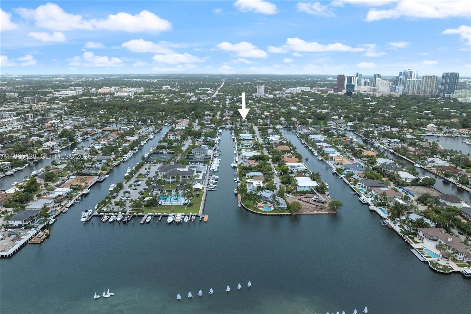 RIO VISTA ISLES - Residential