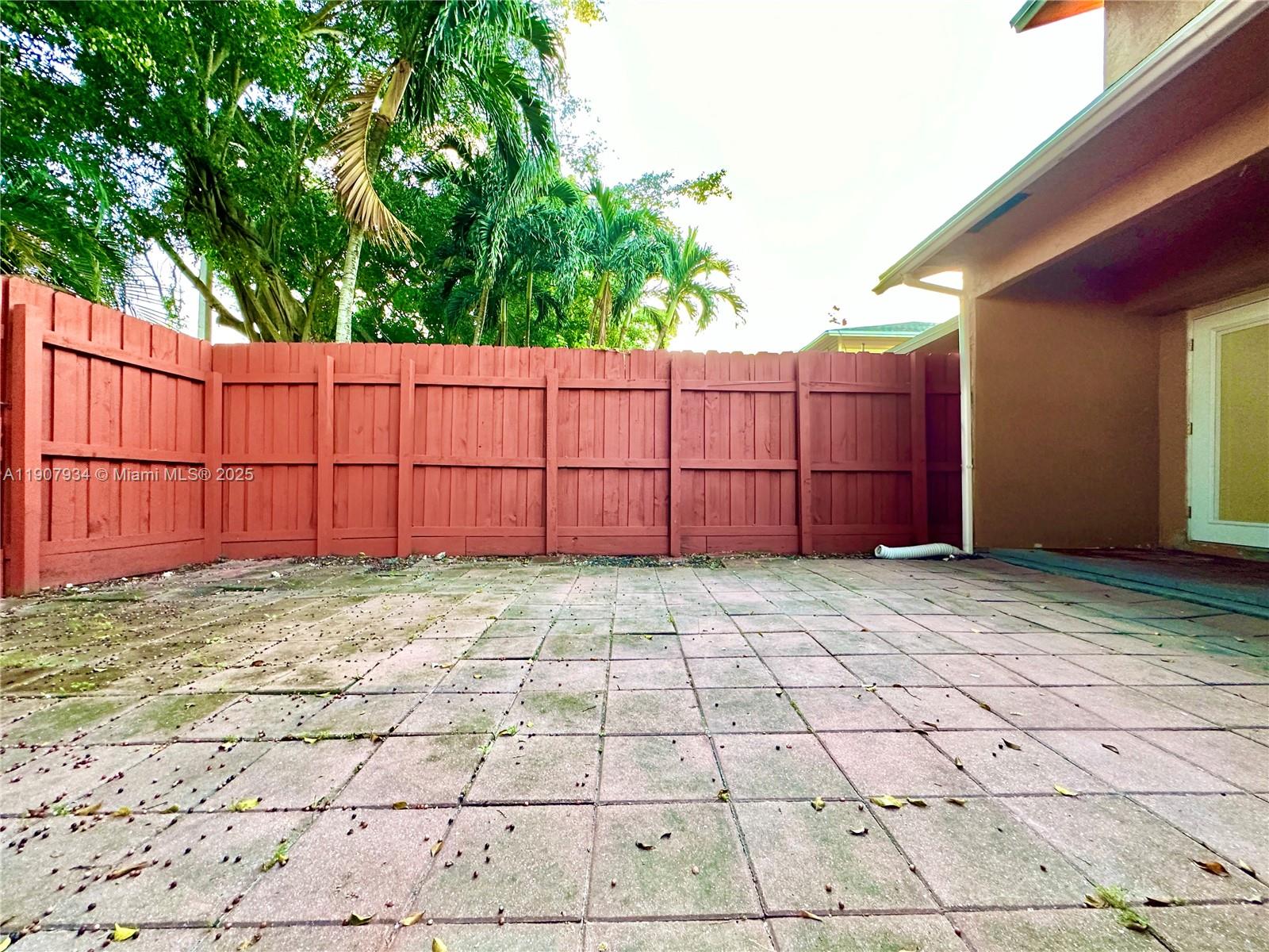 PEMBROKE POINTE SEC ONE - Residential Lease