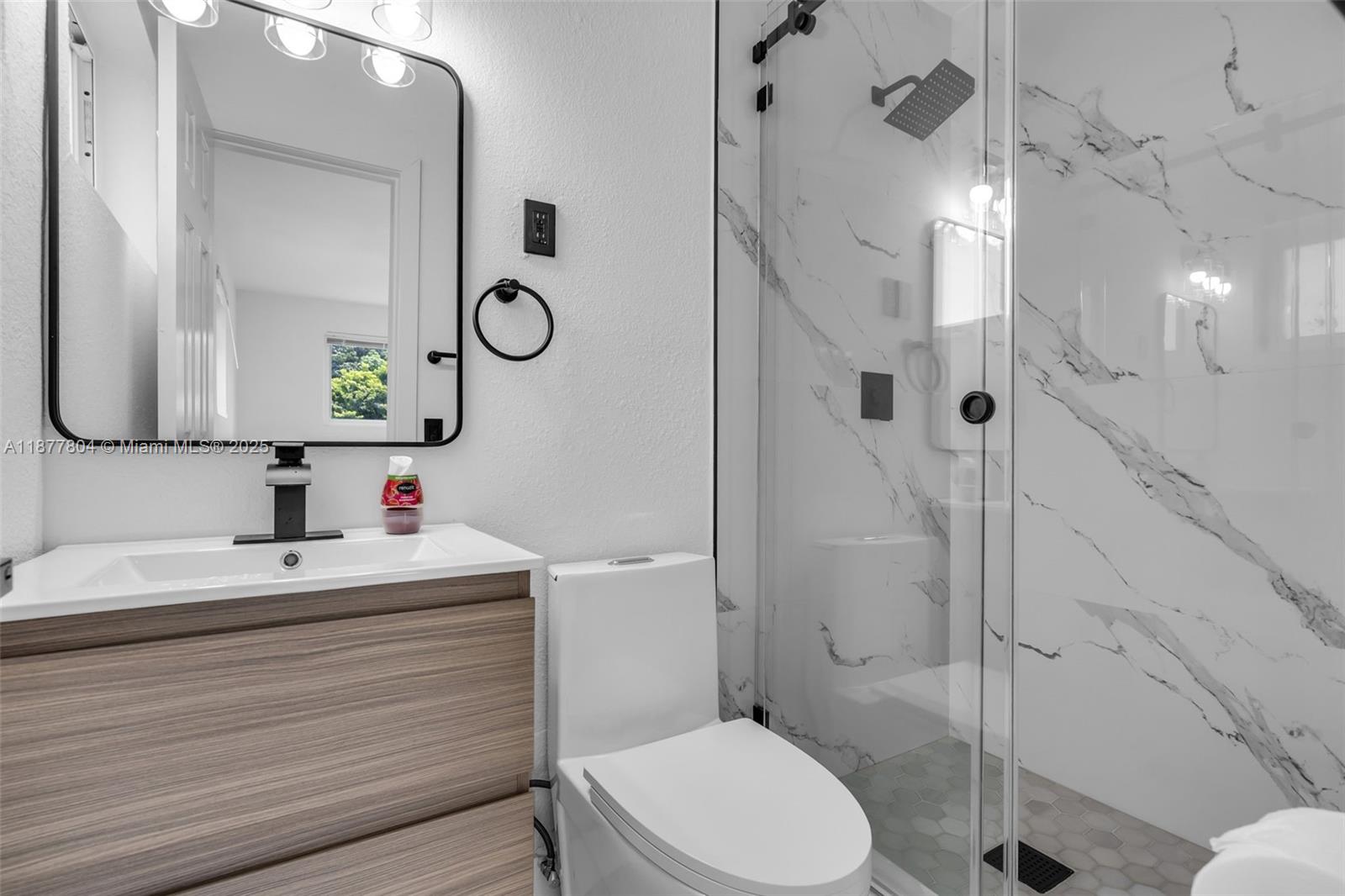 BERKELEY MANOR SEC 1 - Residential