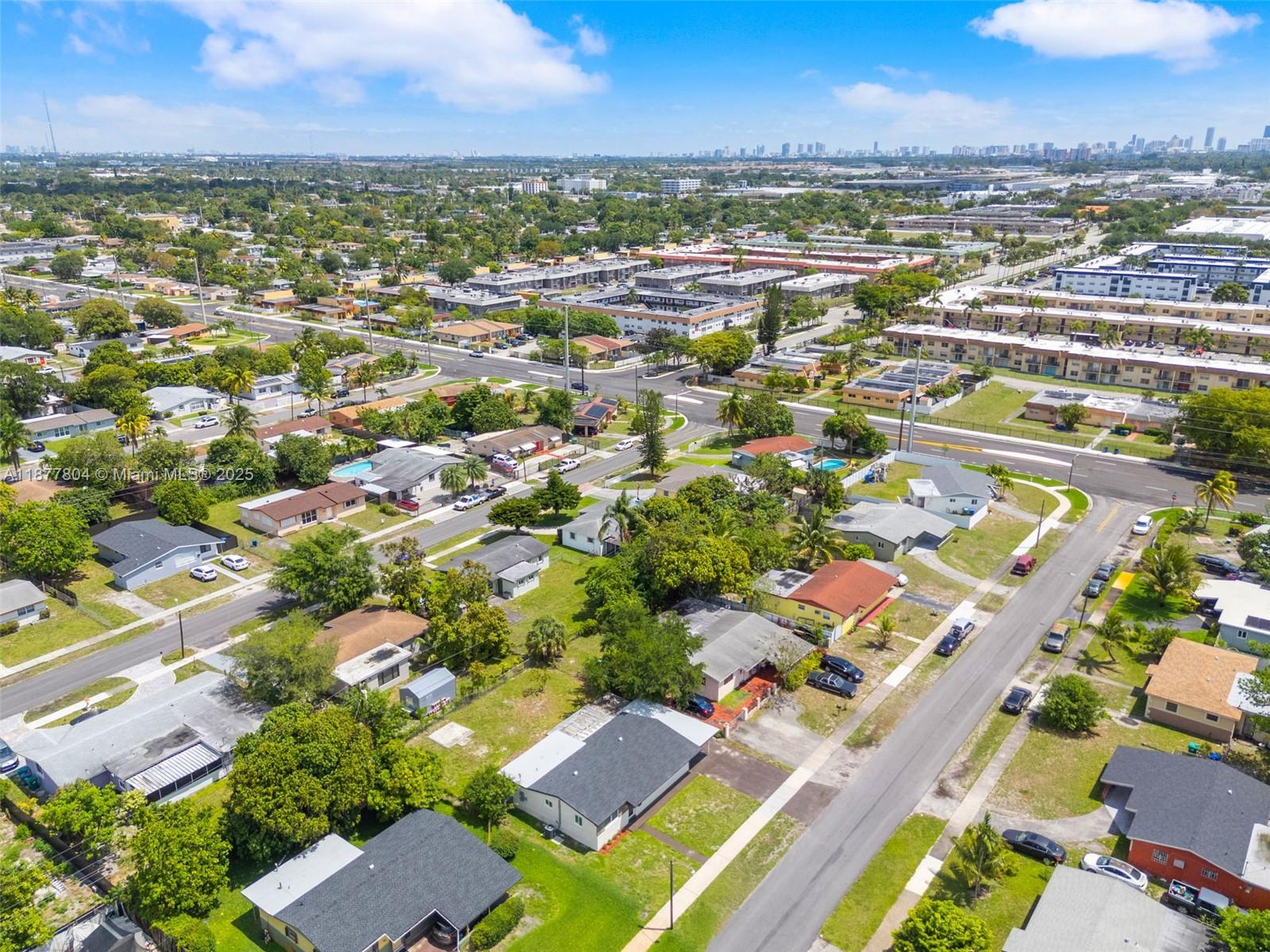 BERKELEY MANOR SEC 1 - Residential