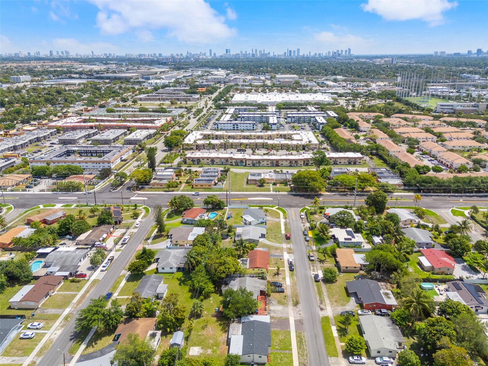 BERKELEY MANOR SEC 1 - Residential