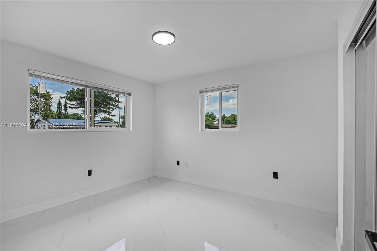 BERKELEY MANOR SEC 1 - Residential