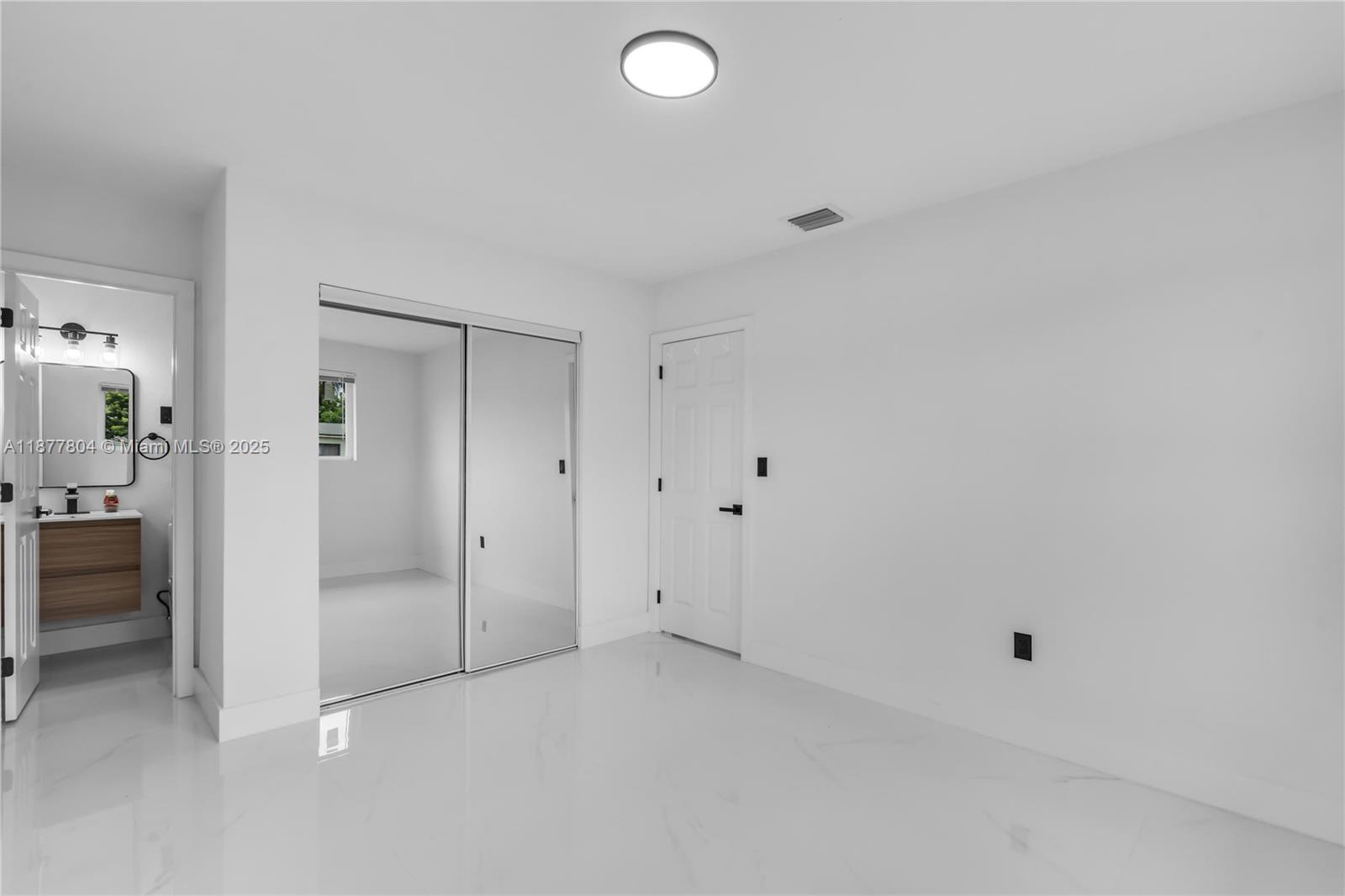 BERKELEY MANOR SEC 1 - Residential