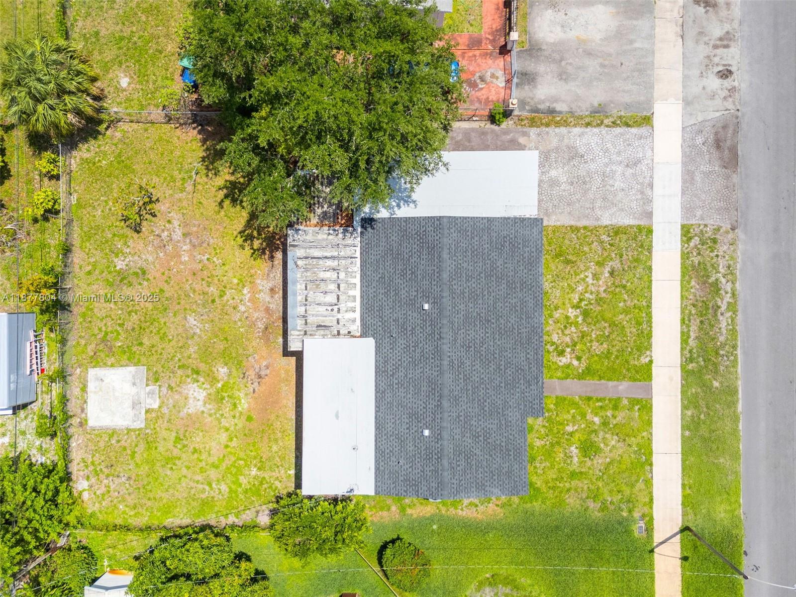 BERKELEY MANOR SEC 1 - Residential