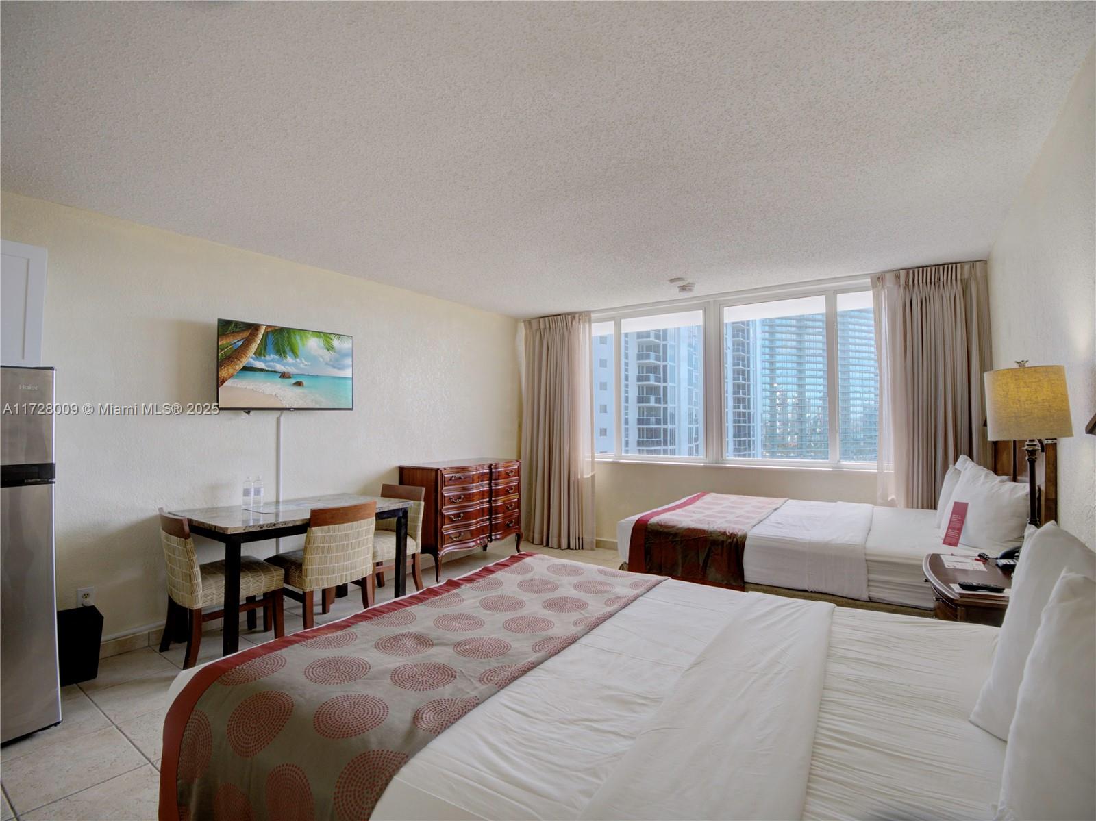 THE AVENTURA BEACH CLUB C - Residential