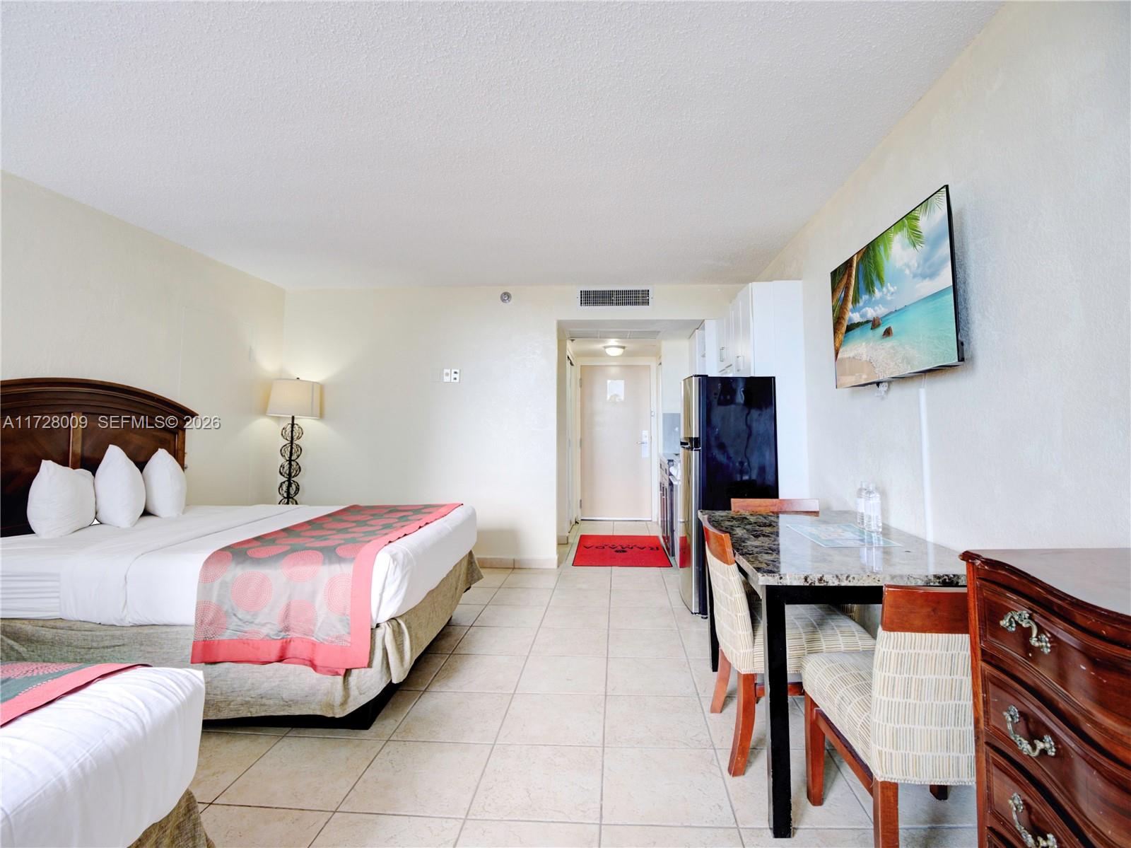 THE AVENTURA BEACH CLUB C - Residential