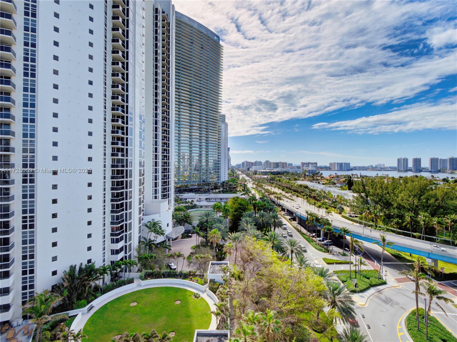 THE AVENTURA BEACH CLUB C - Residential