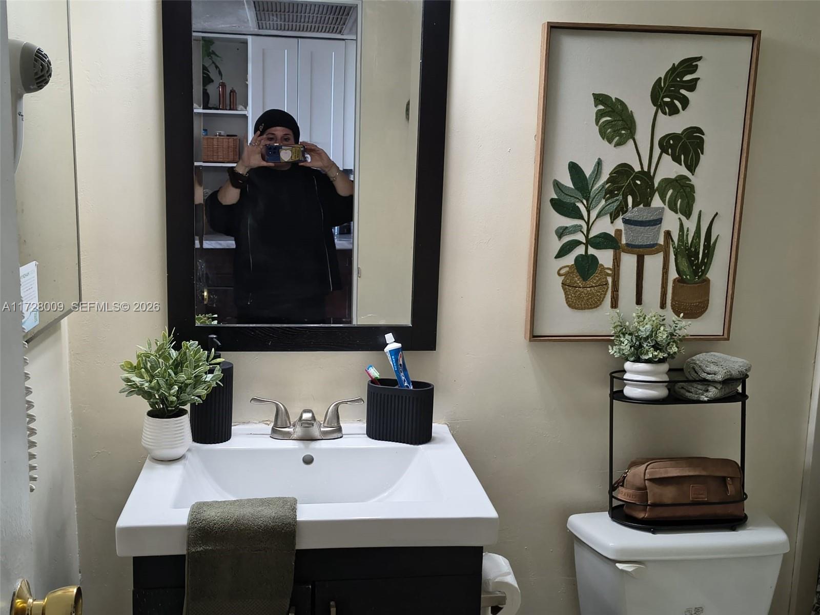 THE AVENTURA BEACH CLUB C - Residential