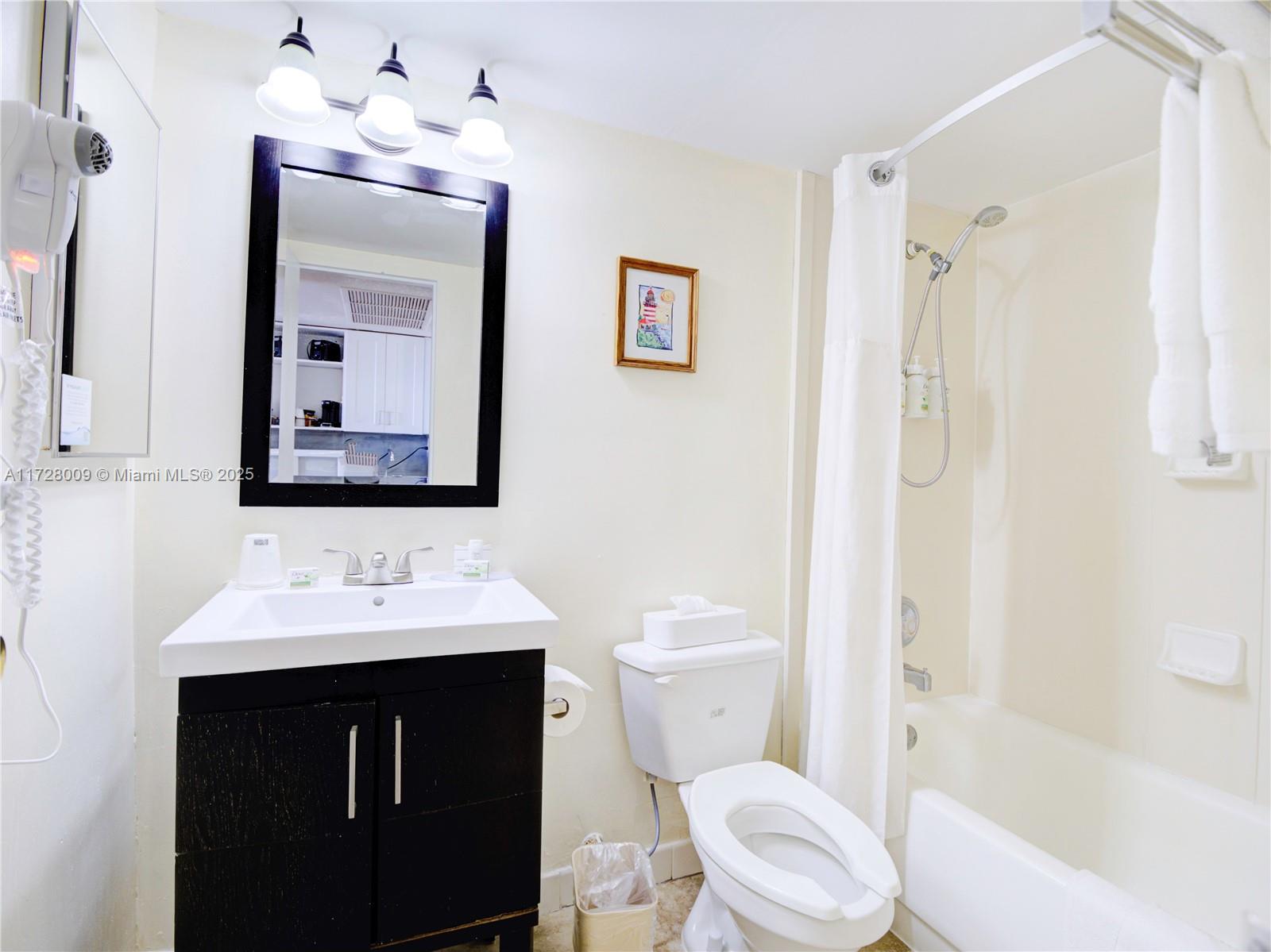 THE AVENTURA BEACH CLUB C - Residential