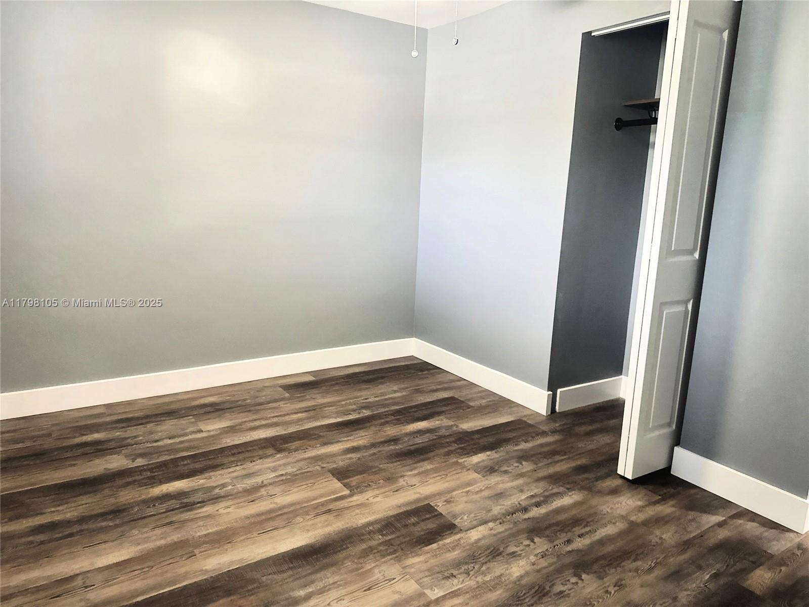 PALM LANE VILLA - Residential Lease