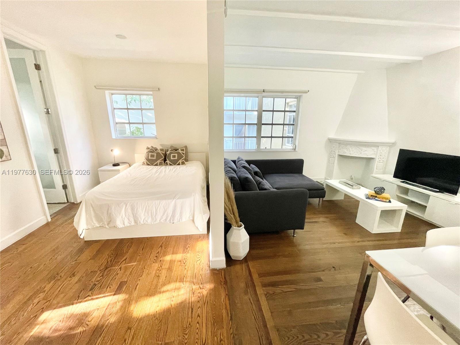 BEACHGARDENS CONDO - Residential