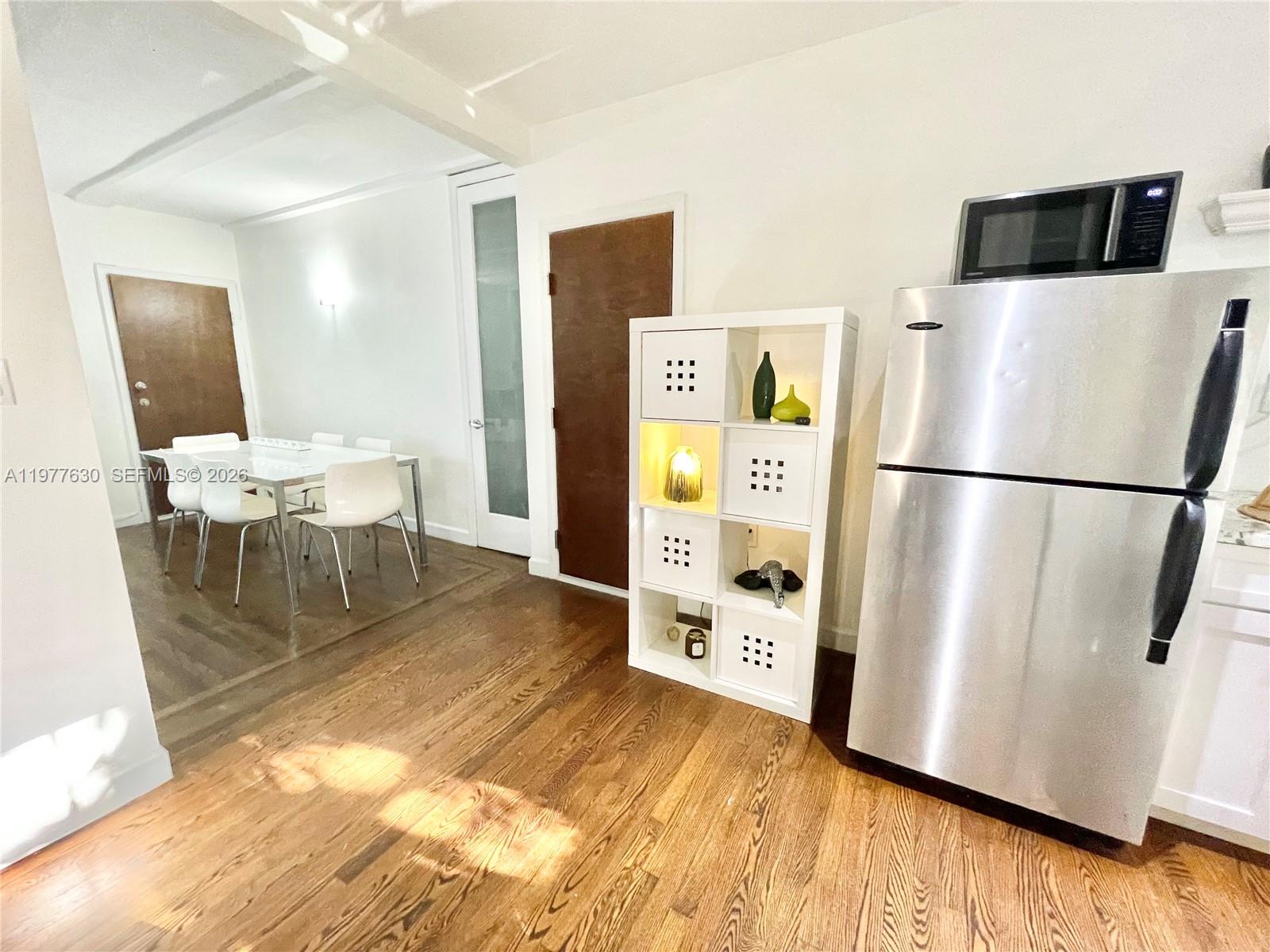 BEACHGARDENS CONDO - Residential