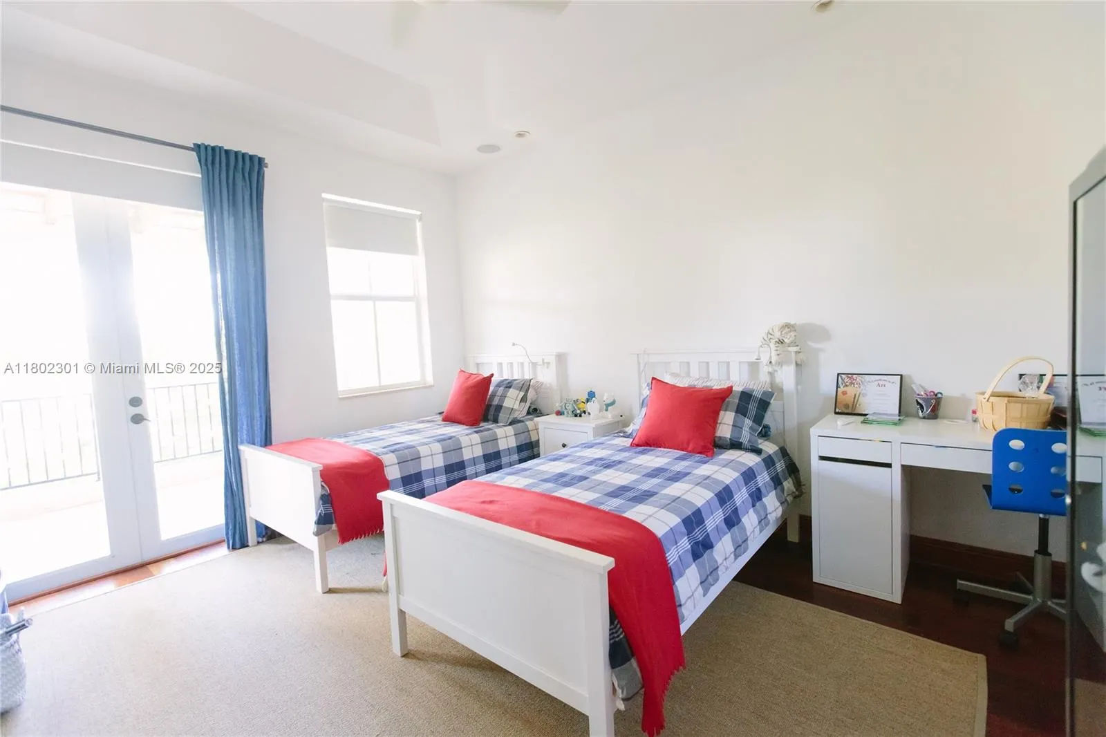 Key Biscayne, Florida 33149, United States, 5 Bedrooms Bedrooms, ,6 BathroomsBathrooms,Residential,Active,128667