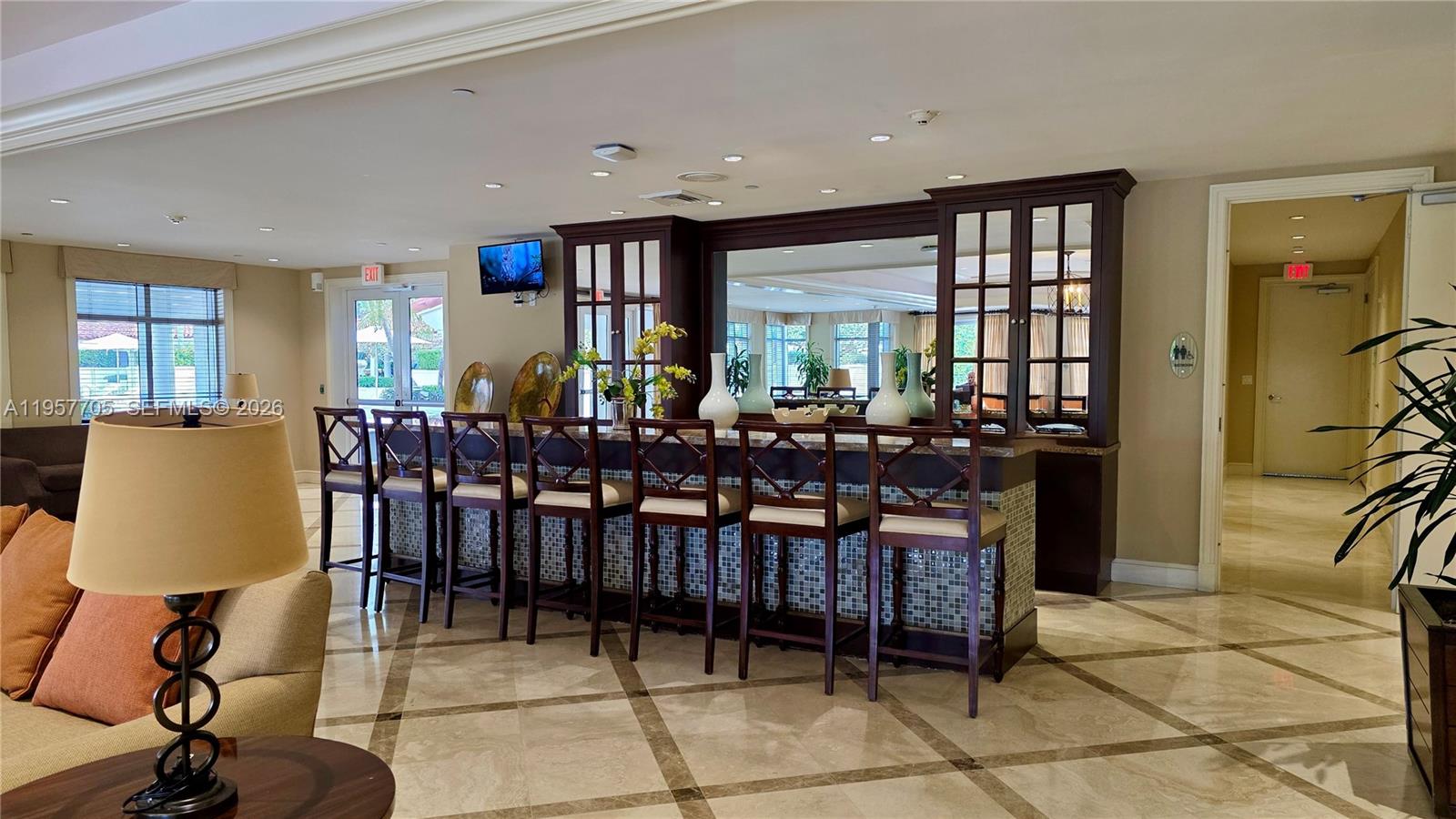 TURNBERRY VLG NO TOWER CO - Residential Lease