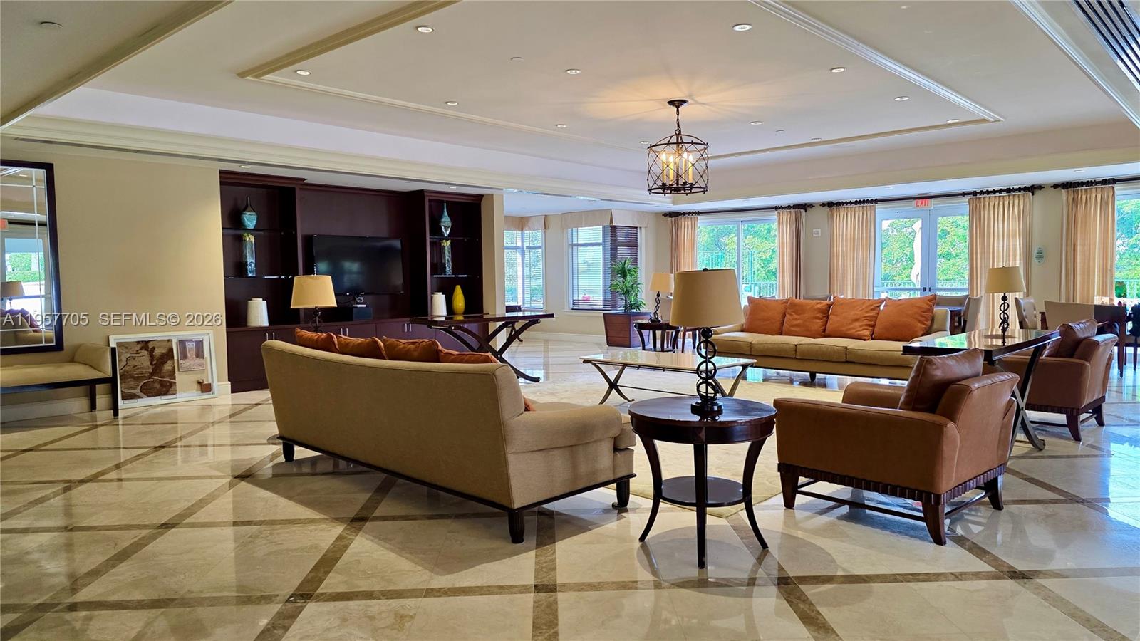 TURNBERRY VLG NO TOWER CO - Residential Lease