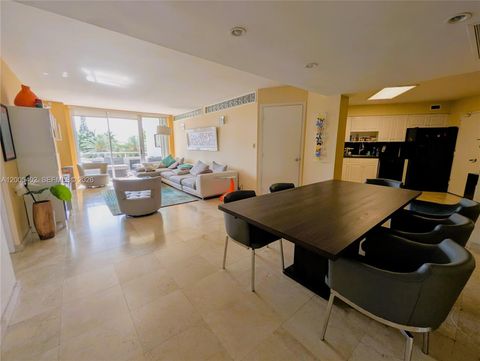 Tiny photo for 5161 Collins Ave #518, Miami Beach, FL 33140 (MLS # A12005492)