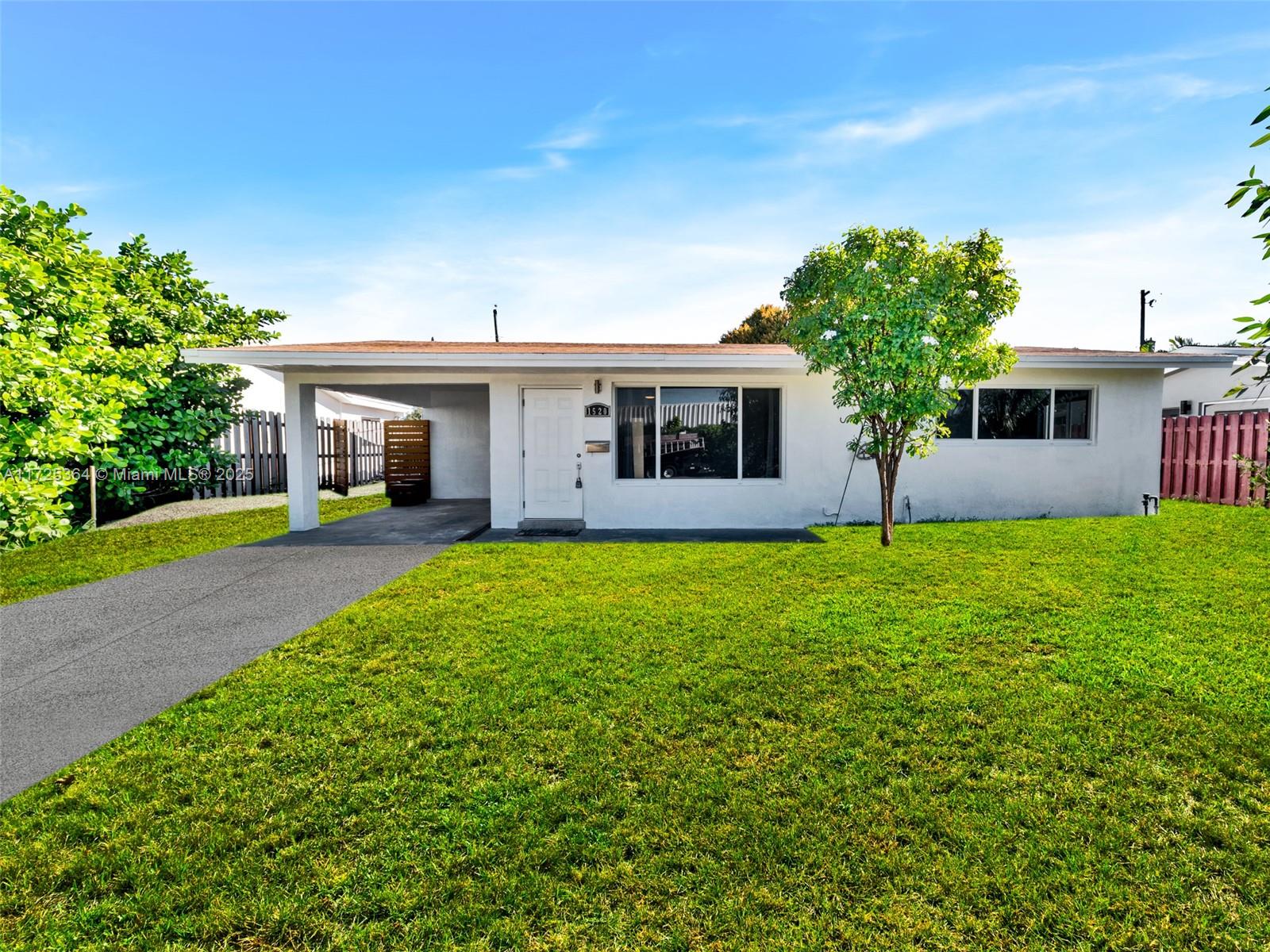 Property for Sale at 1520 Ne 14th Ter, Fort Lauderdale, Broward County, Florida - Bedrooms: 3 
Bathrooms: 2  - $950,000
