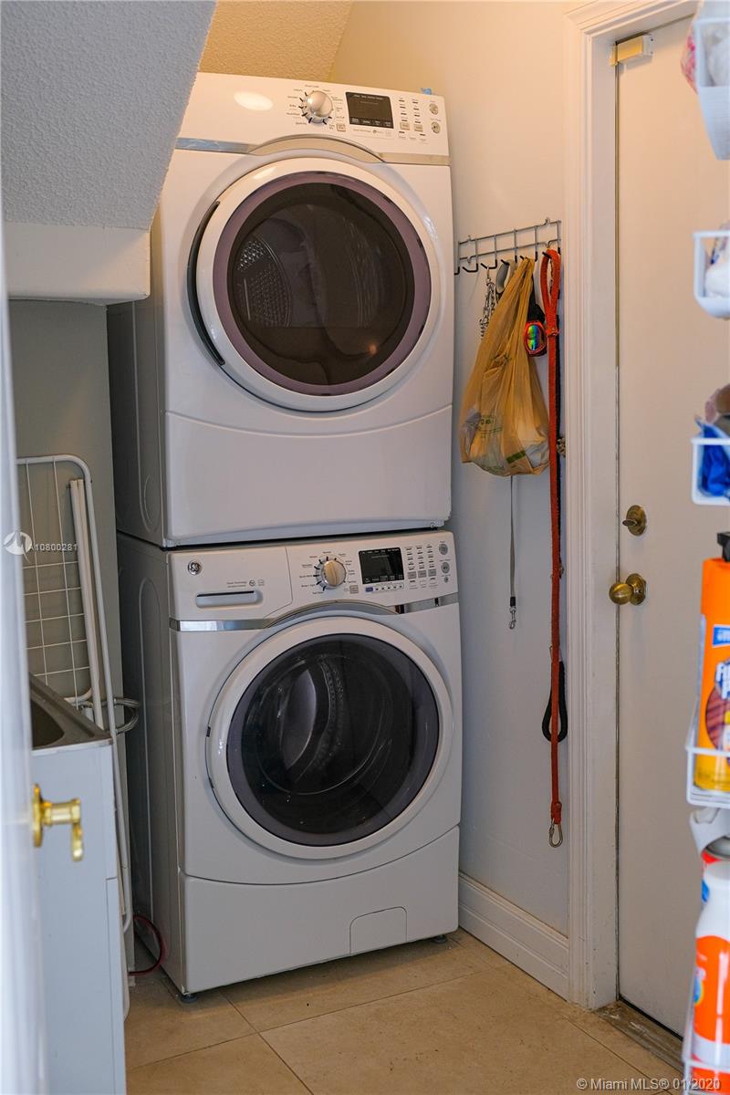 KENSINGTON SOUTH - Residential