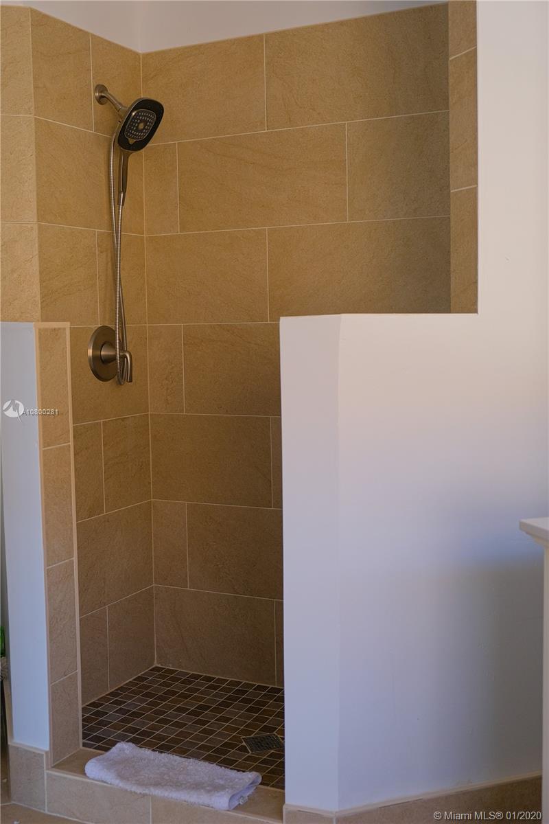 KENSINGTON SOUTH - Residential