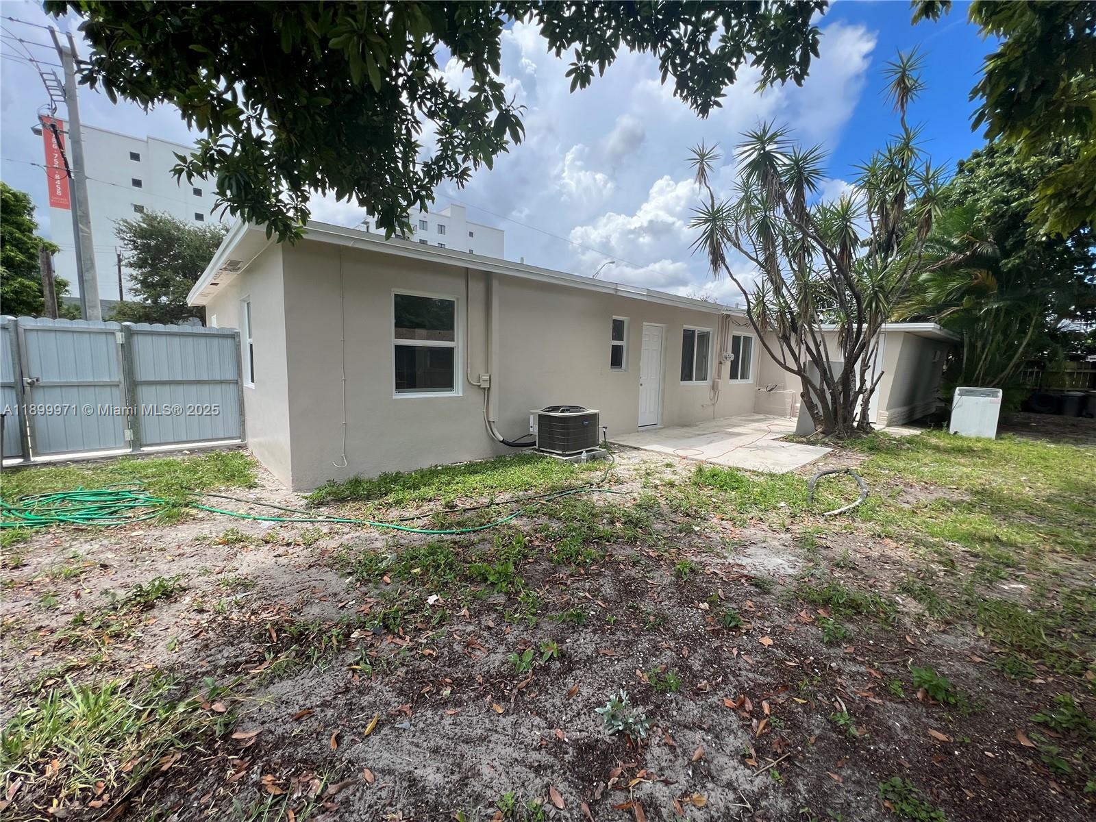 ESSEX VILLAGE 4TH ADDN - Residential Lease