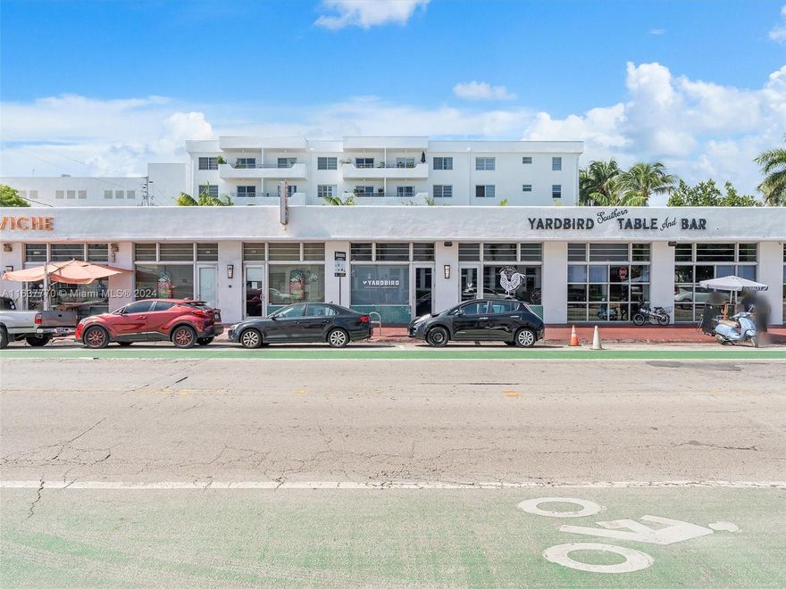 • Freestanding corner property for sale
• Iconic trophy asset
• Long-term secured tenants: Yardbird Southern Table & Bar, The Abby Brewing Co. and Suviche
• Steps from world-famous Lincoln Road,  Regal South Beach, Colony Theatre and multiple hotels
About The Area
Discover a prime investment at 1600 Lenox Ave, Miami Beach. Home to SuViche, Abbey Brewing Co., and Yardbird Southern Table and Bar, this iconic building sits between Lincoln Road and Alton Road. Minutes from Miami, Wynwood, the Design District, and more, it offers unmatched accessibility and exposure. Don’t miss this exceptional opportunity!