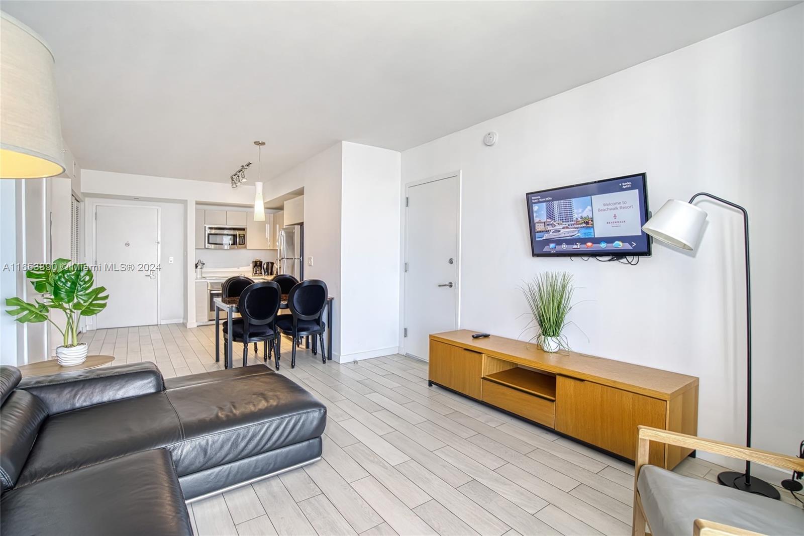 BEACHWALK CONDOMINIUM - Residential