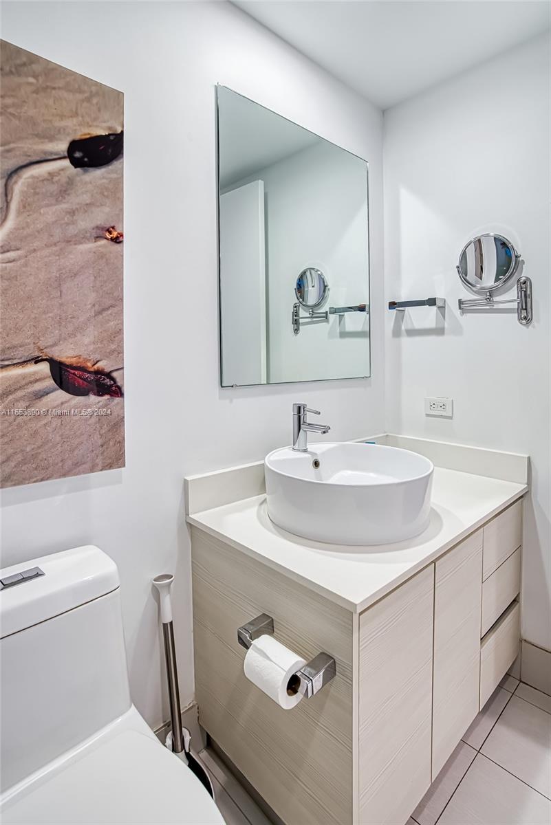 BEACHWALK CONDOMINIUM - Residential
