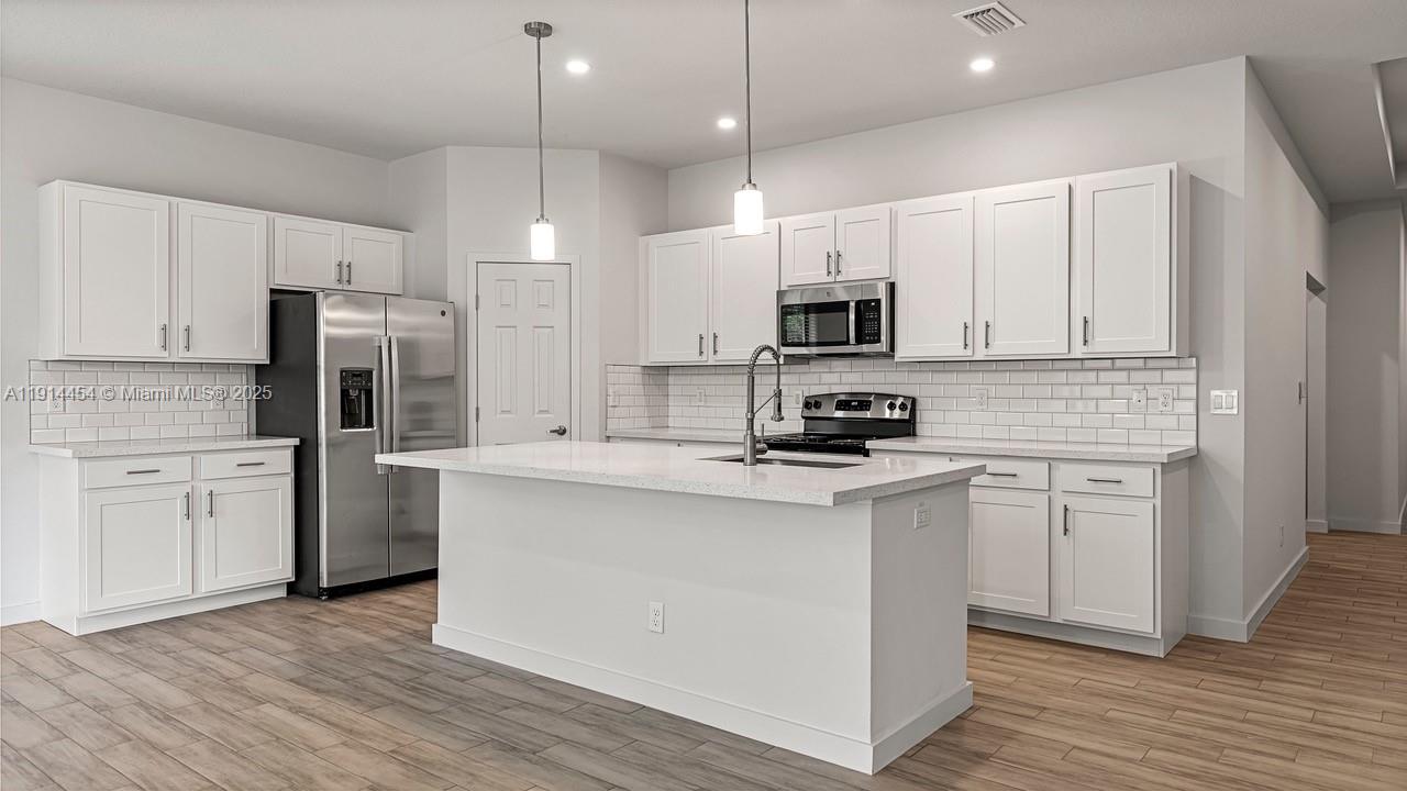 LAKEWOOD PARK UNIT 12 - Residential Lease