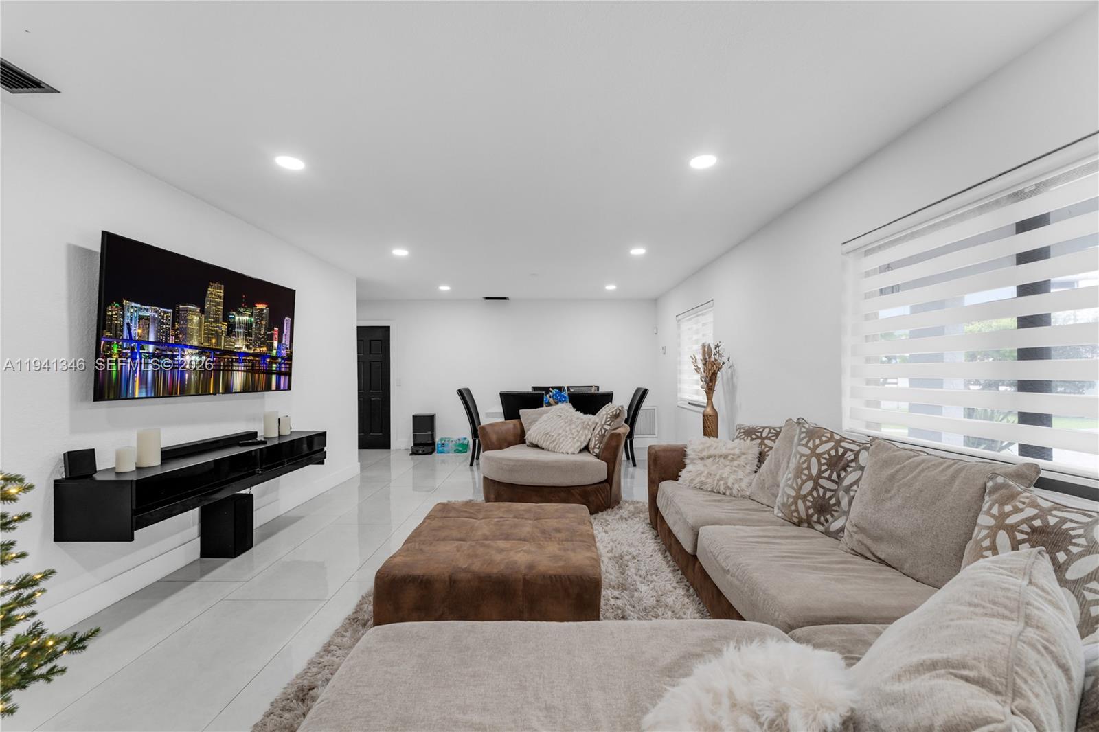 551 SW 127th Ave 551