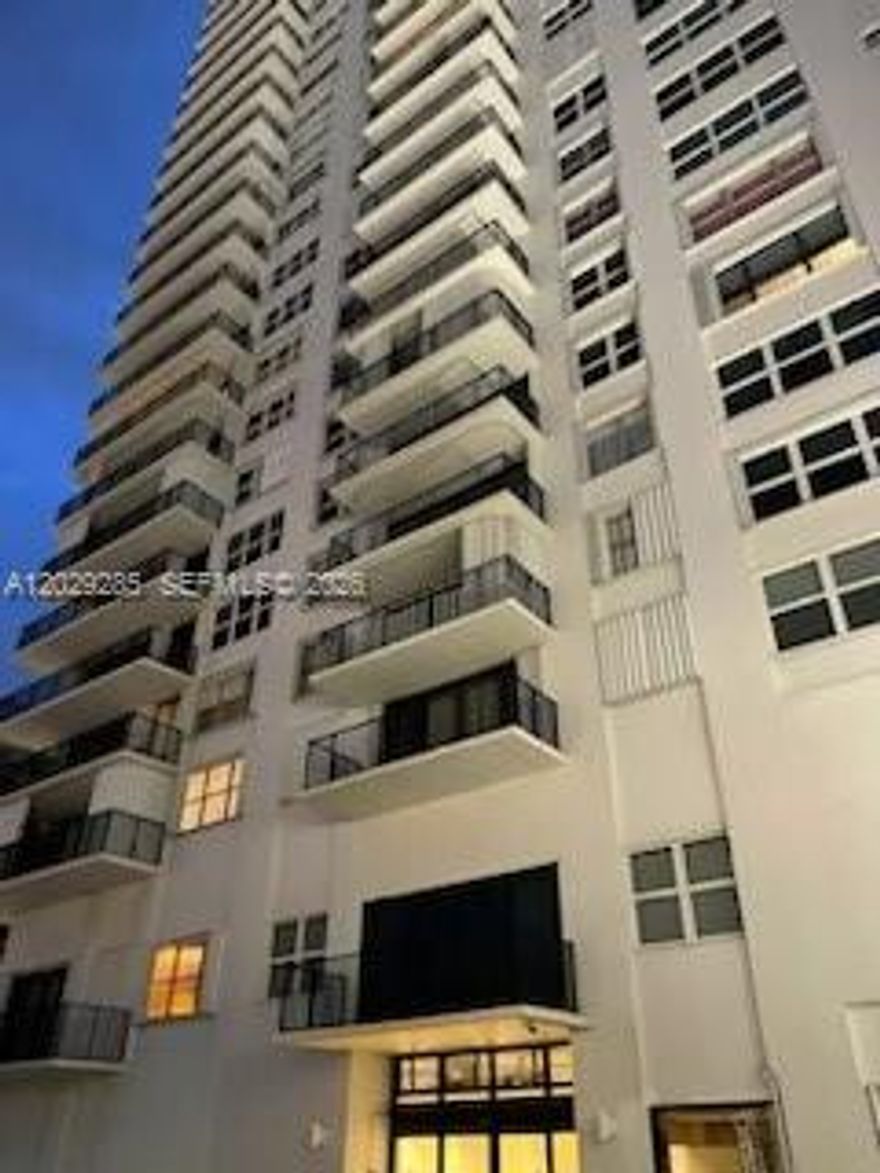 Spacious one-bedroom with 2 full bathrooms on the ocean side of Hollywood Beach. Two walk-in closets, great storage space. There are elevators and easy access to the amenities. Beach service included. Right in the beautiful complex: exercise room, fantastic spa, game room, billiard room, clubhouse, business center, restaurant. Valet parking is available 24/7 for guests. 40 yrs Cert. paid off in full. Our building is a perfect vacation in a resort-style residence. You will enjoy every moment in this beautiful apartment.