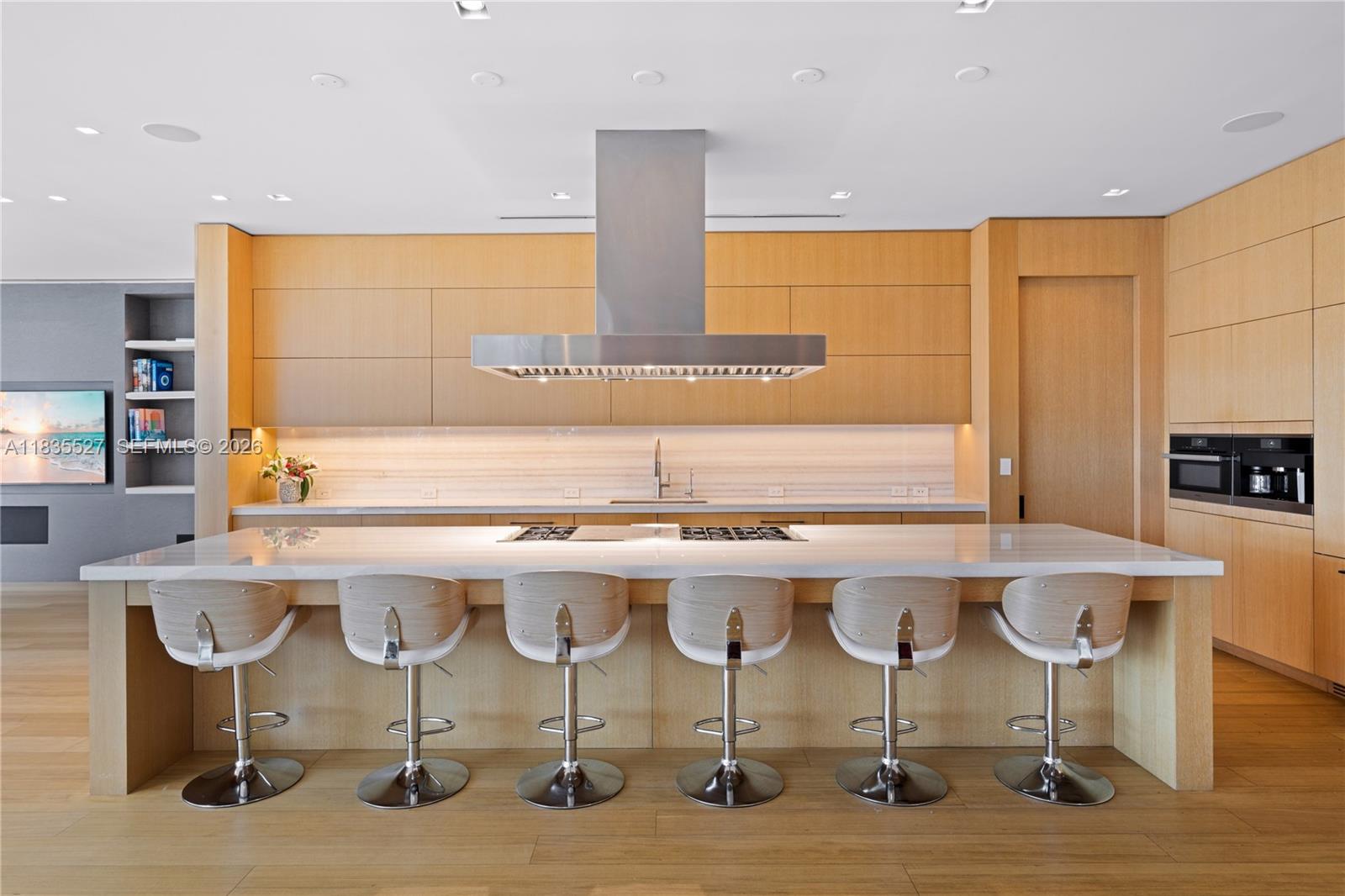 SAN MARINO ISLAND - Residential