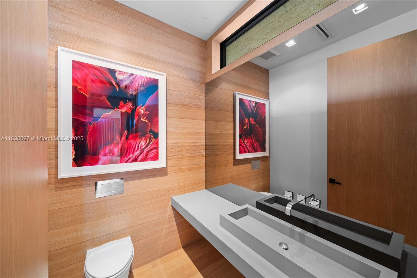 SAN MARINO ISLAND - Residential