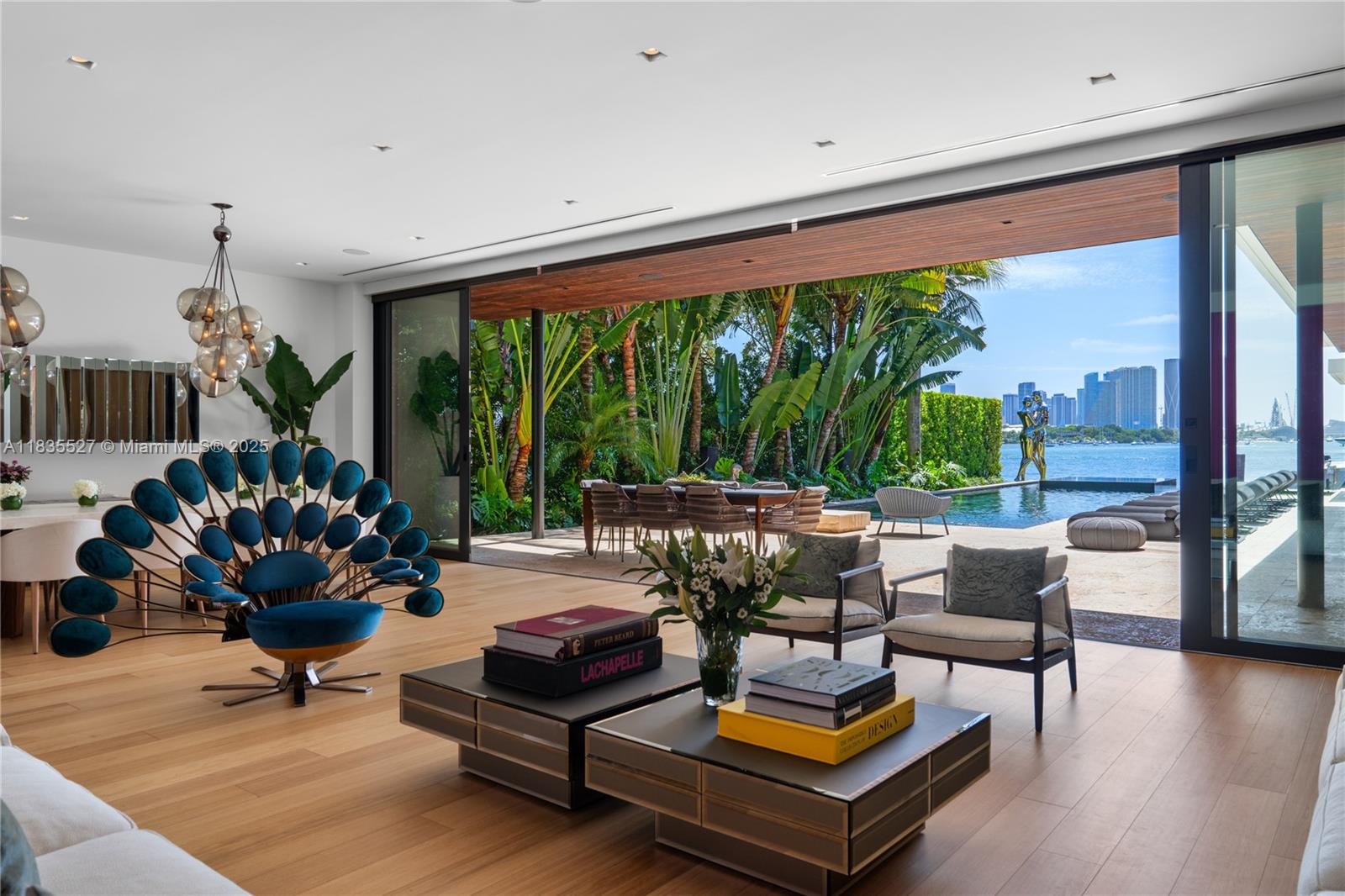 SAN MARINO ISLAND - Residential