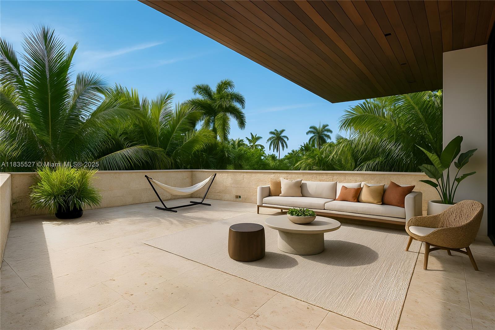 SAN MARINO ISLAND - Residential