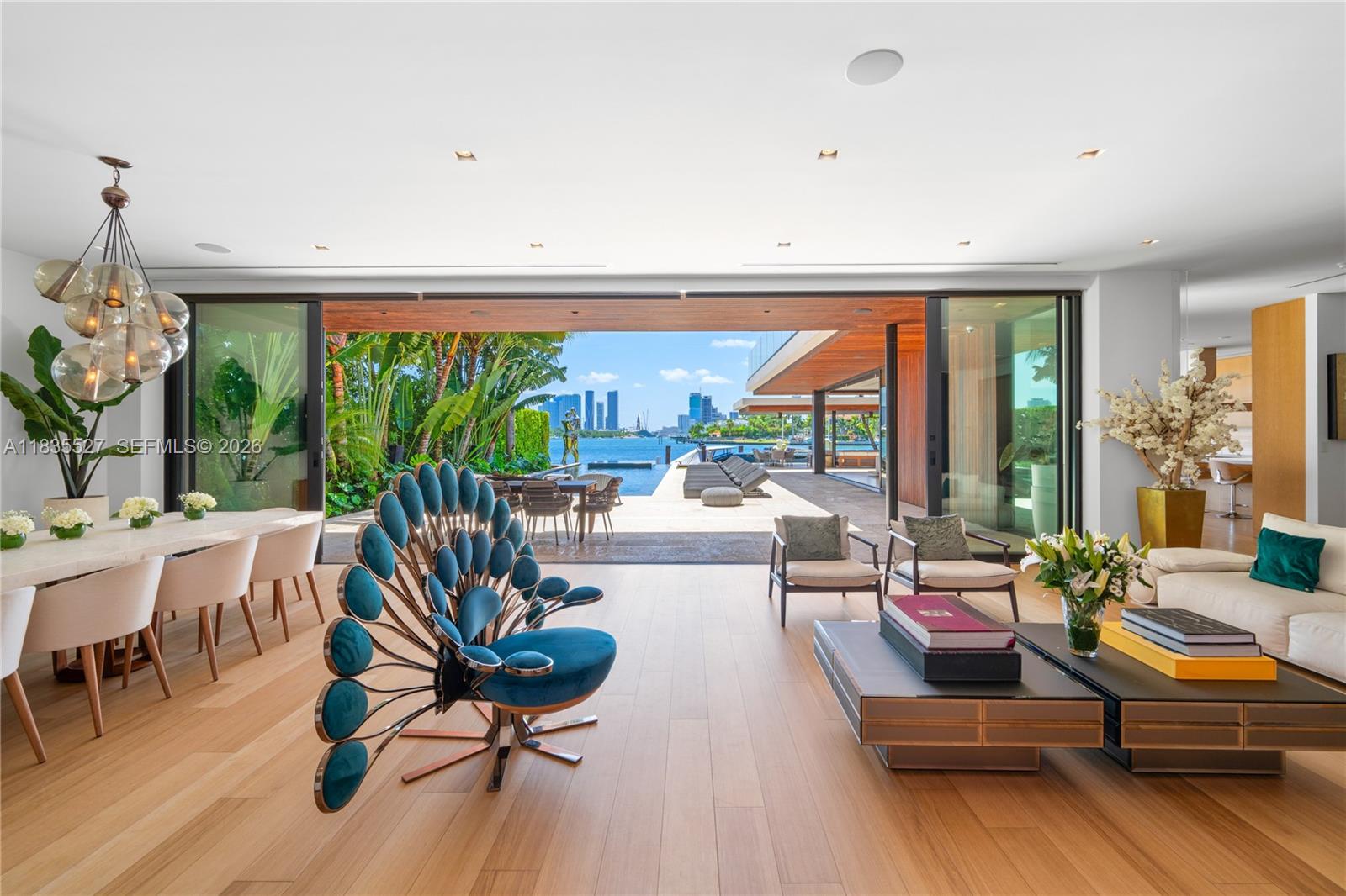 SAN MARINO ISLAND - Residential