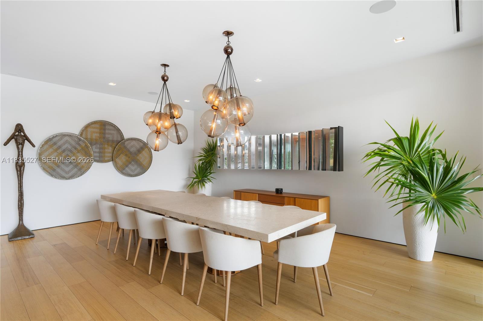 SAN MARINO ISLAND - Residential