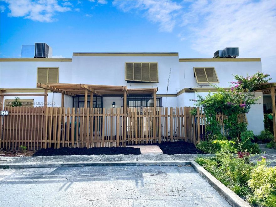 This well-maintained townhouse features 3 bedrooms and 2.5 bathrooms within the quiet Trail Run community in Miami. With ceramic floors, central air, ceiling fans, and a private fenced patio, it offers comfort and functionality. The two-story layout ensures privacy and space, ideal for a range of lifestyles. Community amenities such as pool and tennis courts enhance the living experience. Conveniently located near parks, schools, and major roads. Vacant and ready for immediate occupancy.