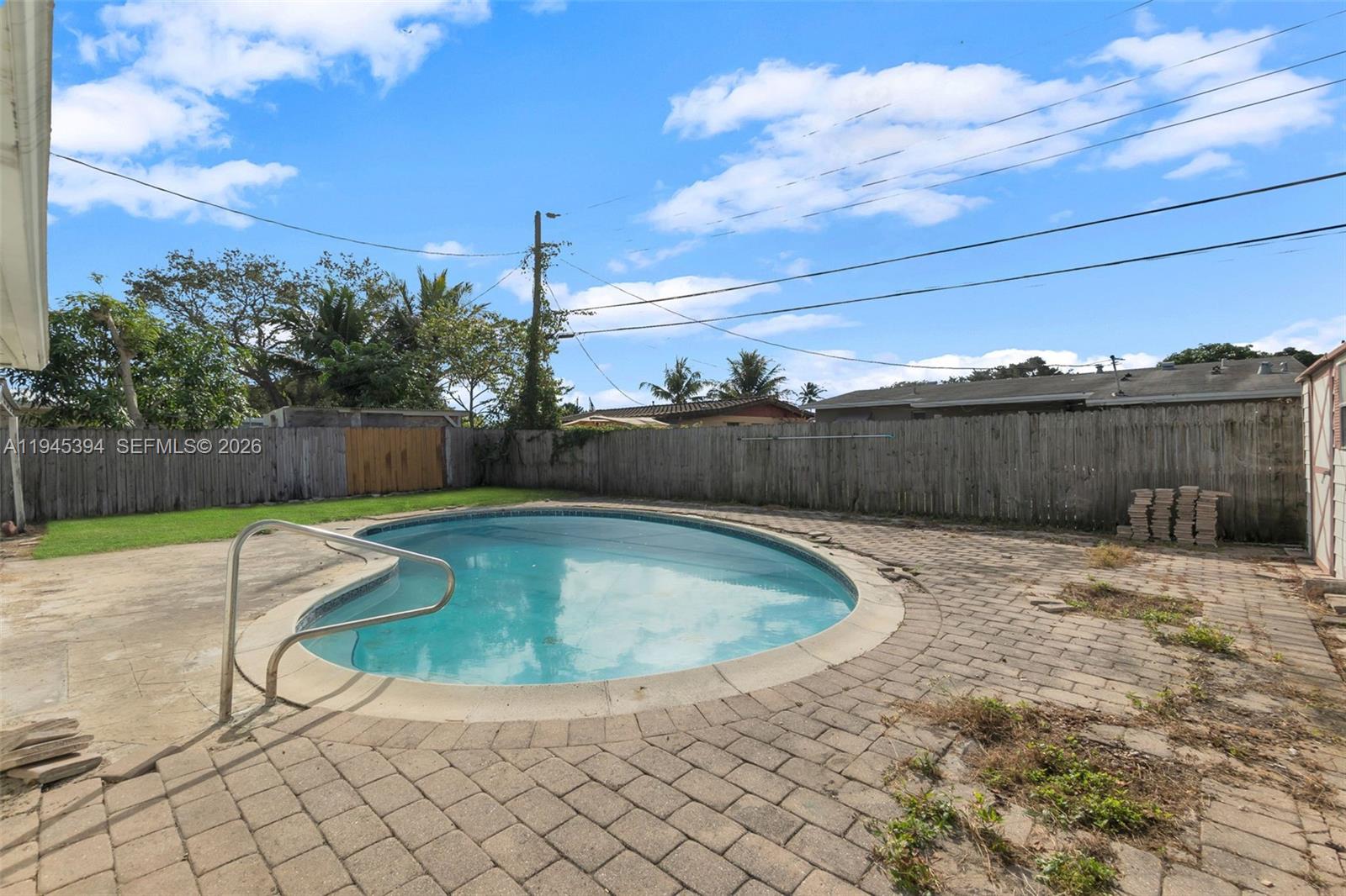 TWIN LAKES HOMES SEC 4 - Residential