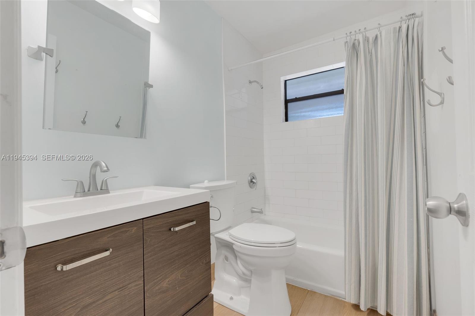 TWIN LAKES HOMES SEC 4 - Residential