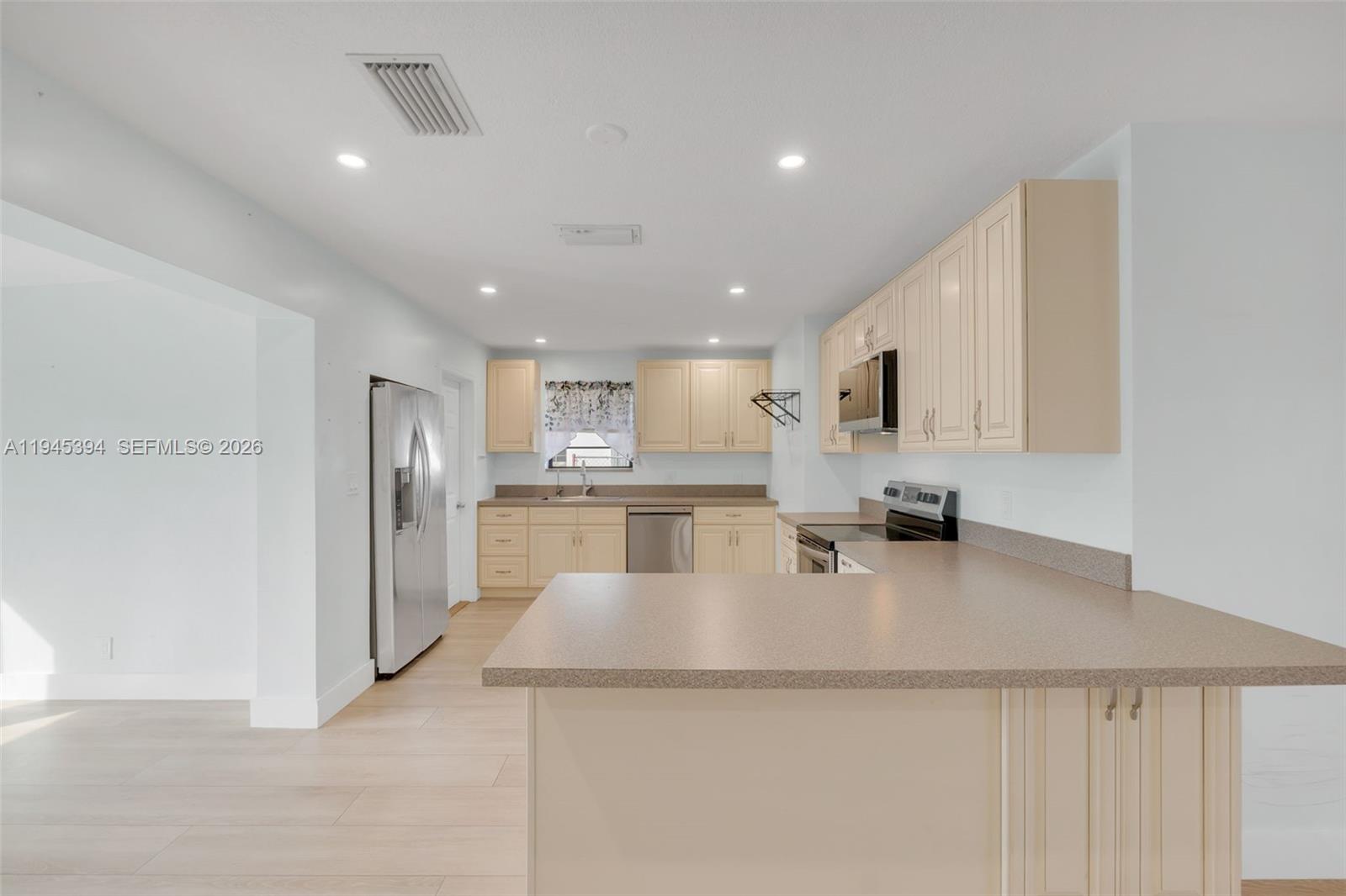 TWIN LAKES HOMES SEC 4 - Residential