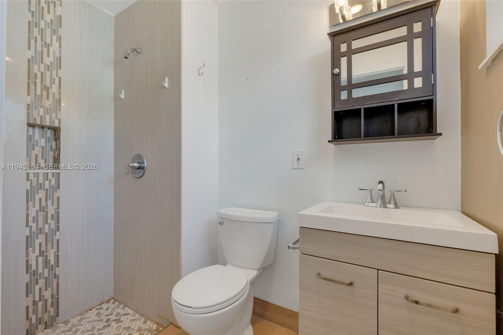 TWIN LAKES HOMES SEC 4 - Residential