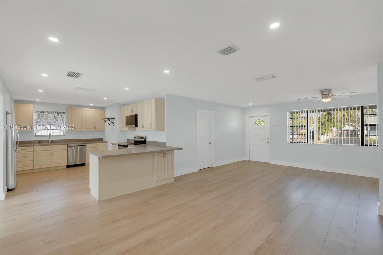 TWIN LAKES HOMES SEC 4 - Residential