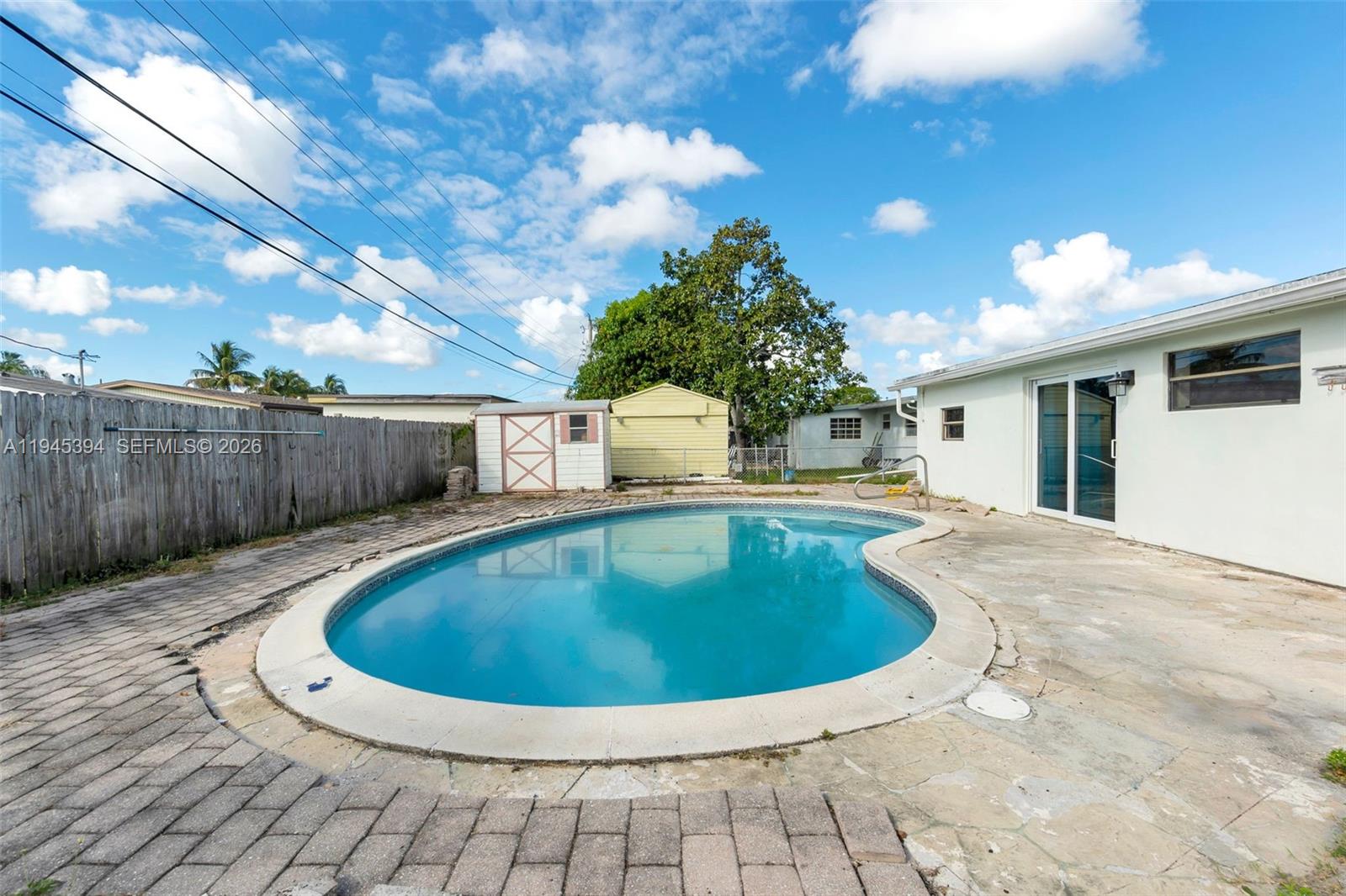 TWIN LAKES HOMES SEC 4 - Residential