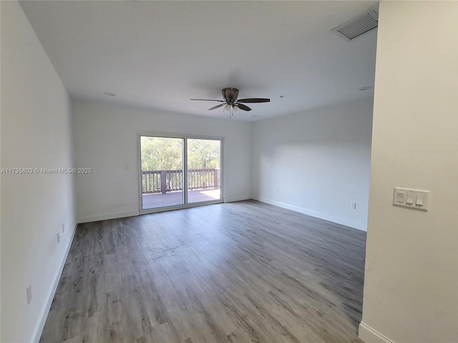 Taylor Creek Manor - Residential