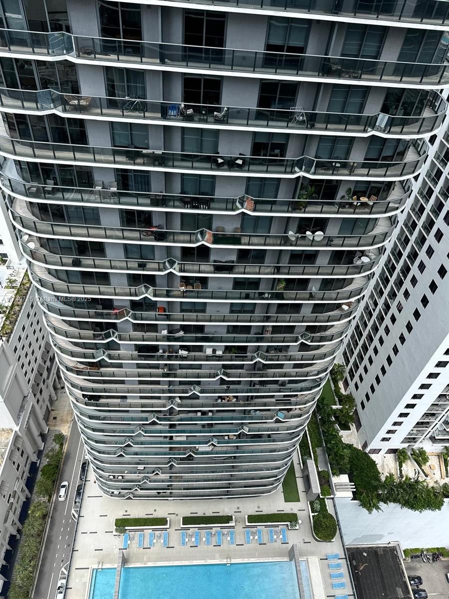 45 Sw 9th St 3407, Miami, Broward County, Florida - 1 Bedrooms  
1 Bathrooms - 
